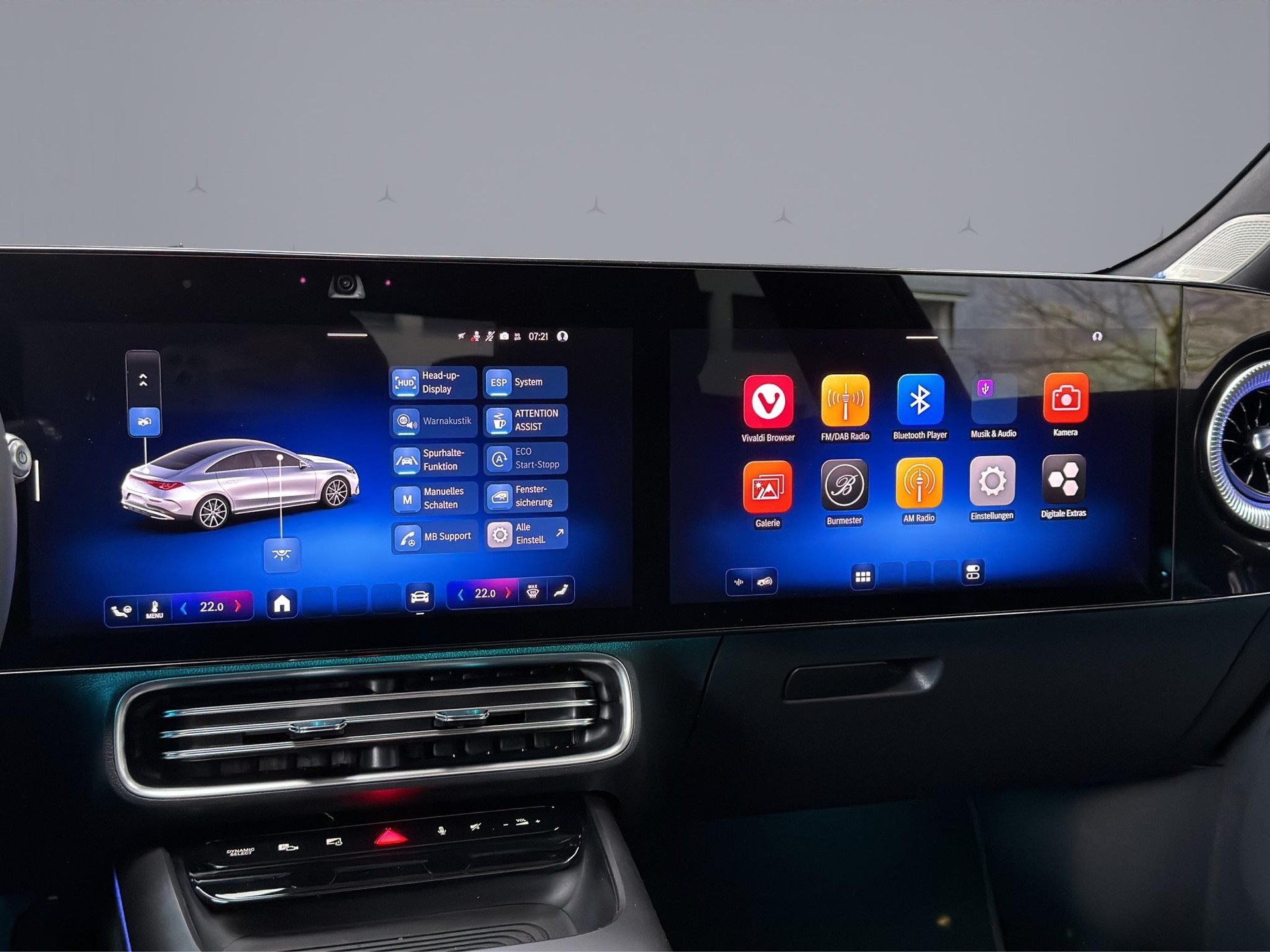 MERCEDES-BENZ CLA 220 Progressive 4matic-image-12
