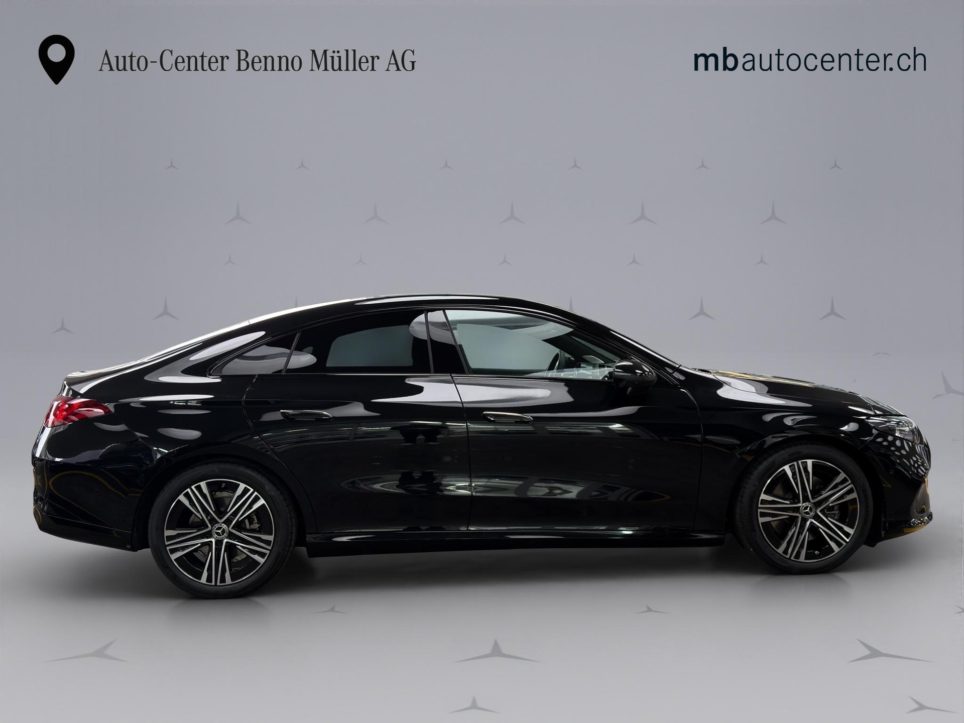 MERCEDES-BENZ CLA 220 Progressive 4matic-image-5