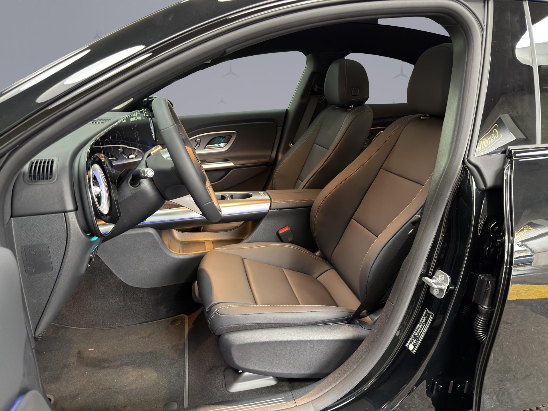 MERCEDES-BENZ CLA 220 Progressive 4matic-image-8