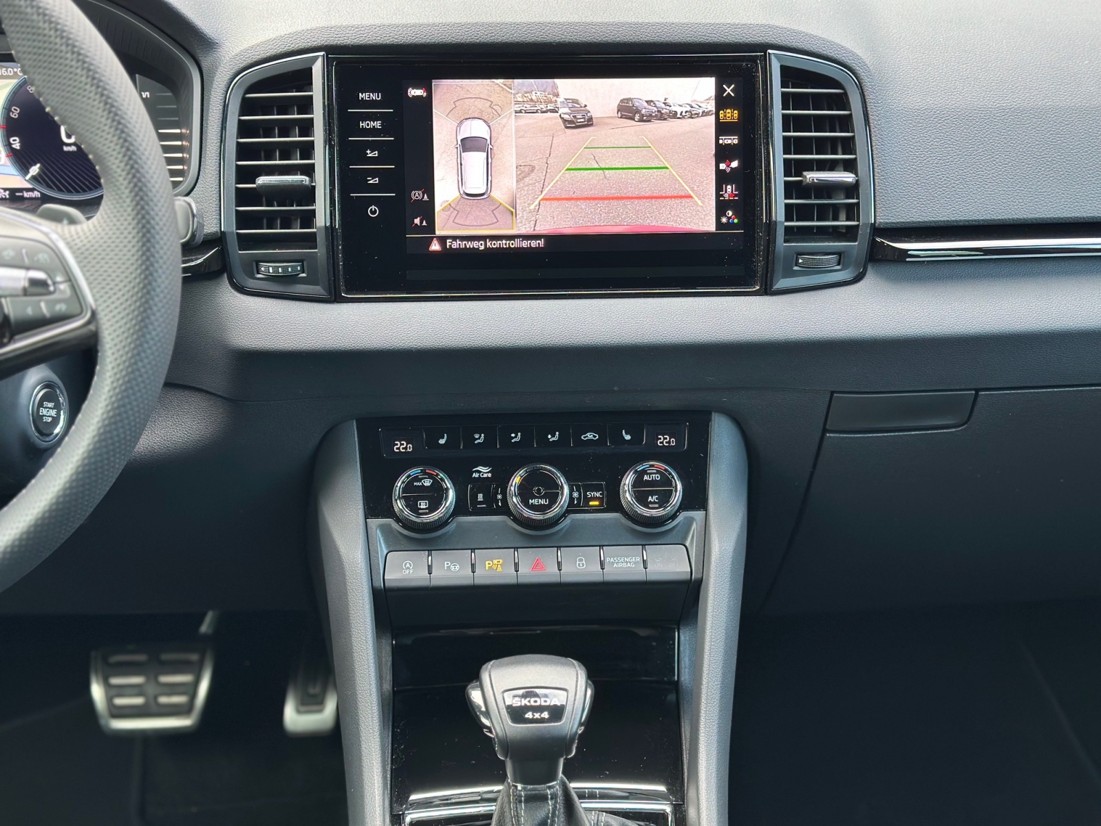 SKODA Karoq 2.0 TDI CR Sport Line 4x4 DSG-image-10