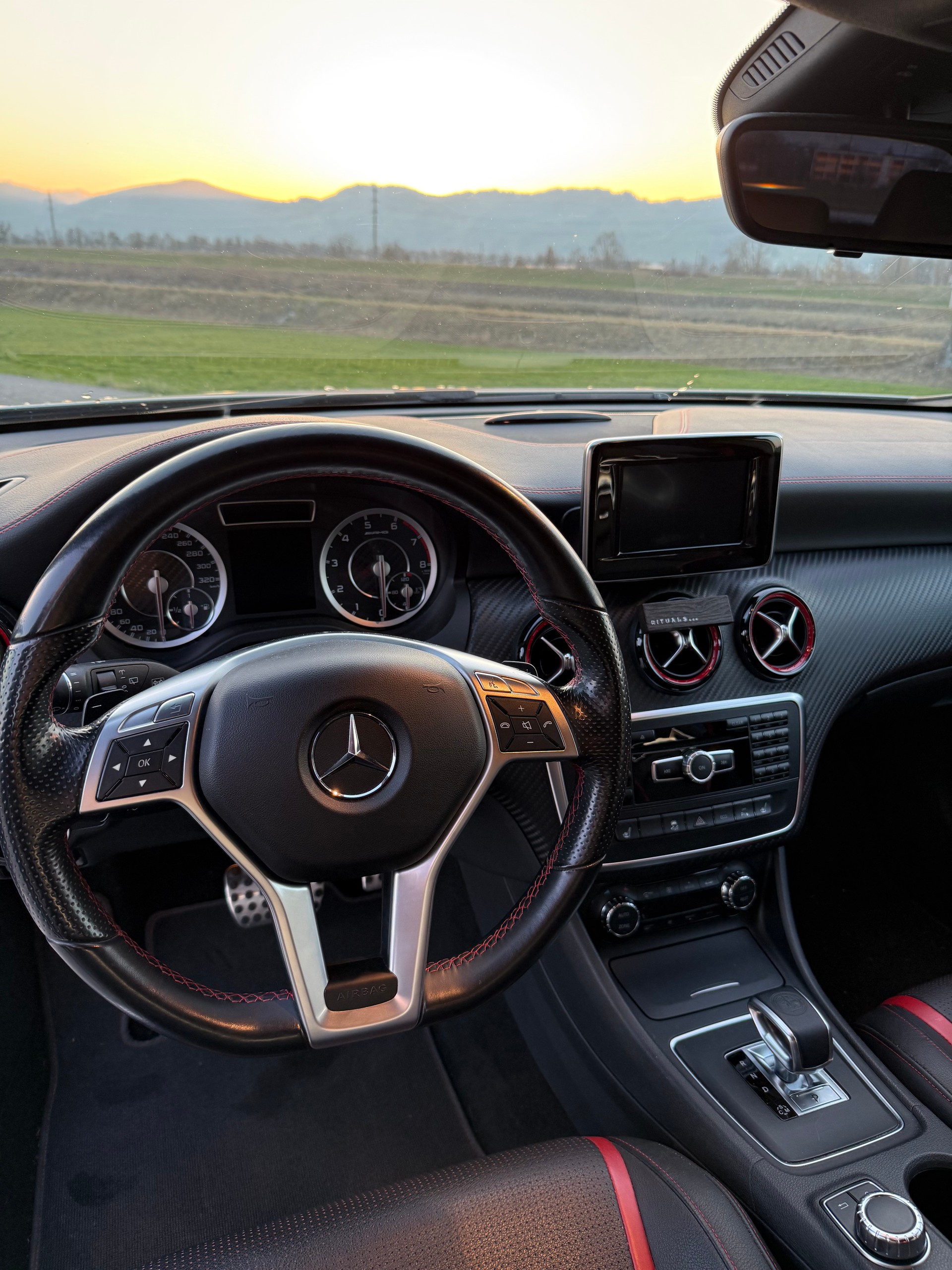 MERCEDES-BENZ A 45 AMG 4Matic Speedshift 7G-DCT-image-7