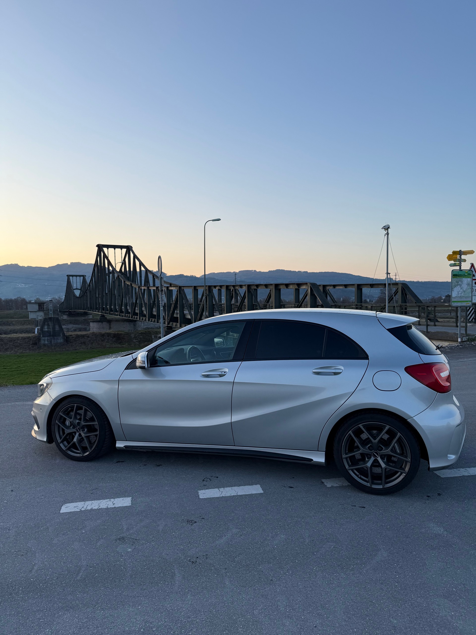MERCEDES-BENZ A 45 AMG 4Matic Speedshift 7G-DCT-image-3