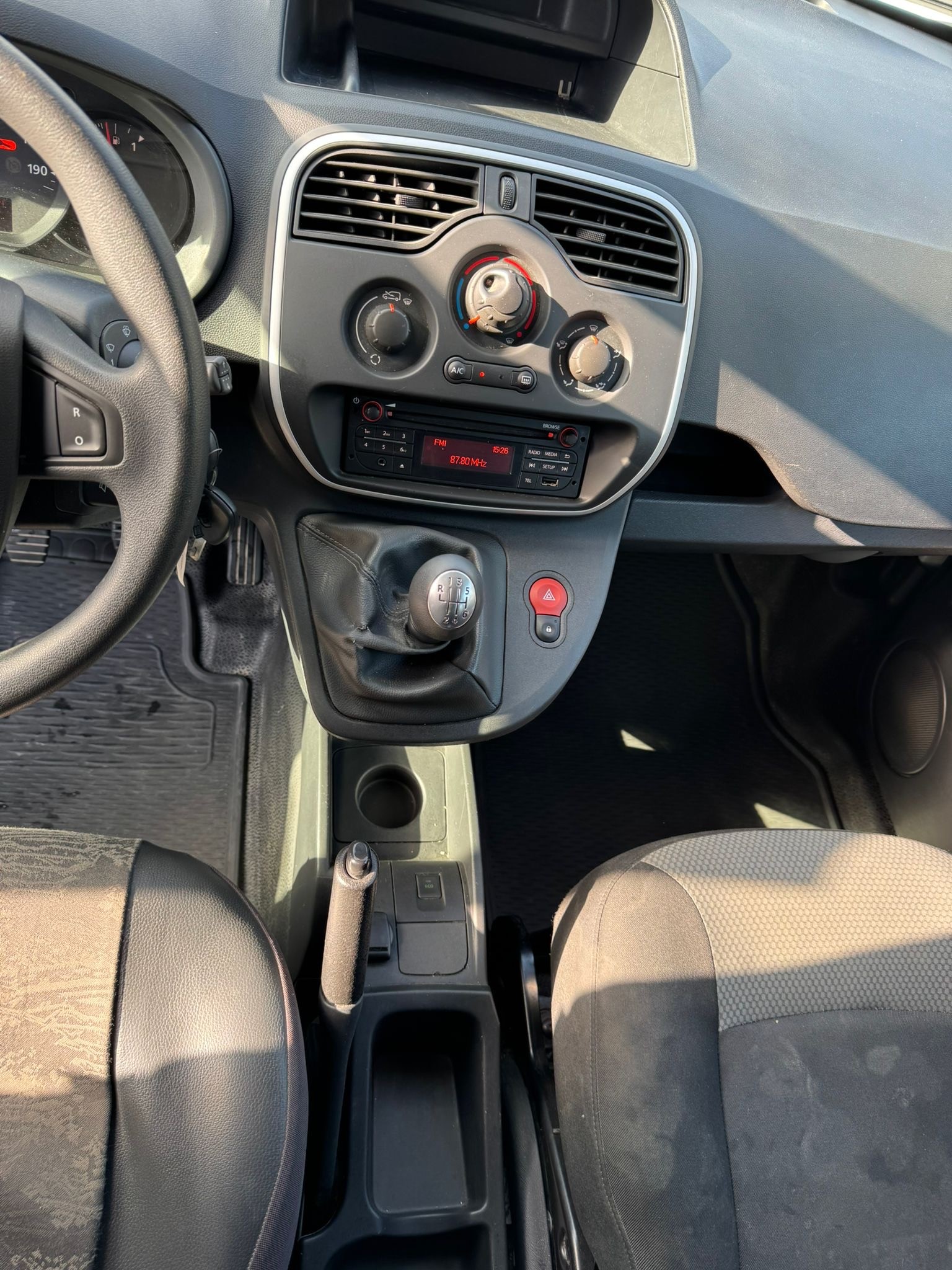 RENAULT Kangoo Maxi dCi 95 ENERGY Business 2 Pl./2 pl.-image-11