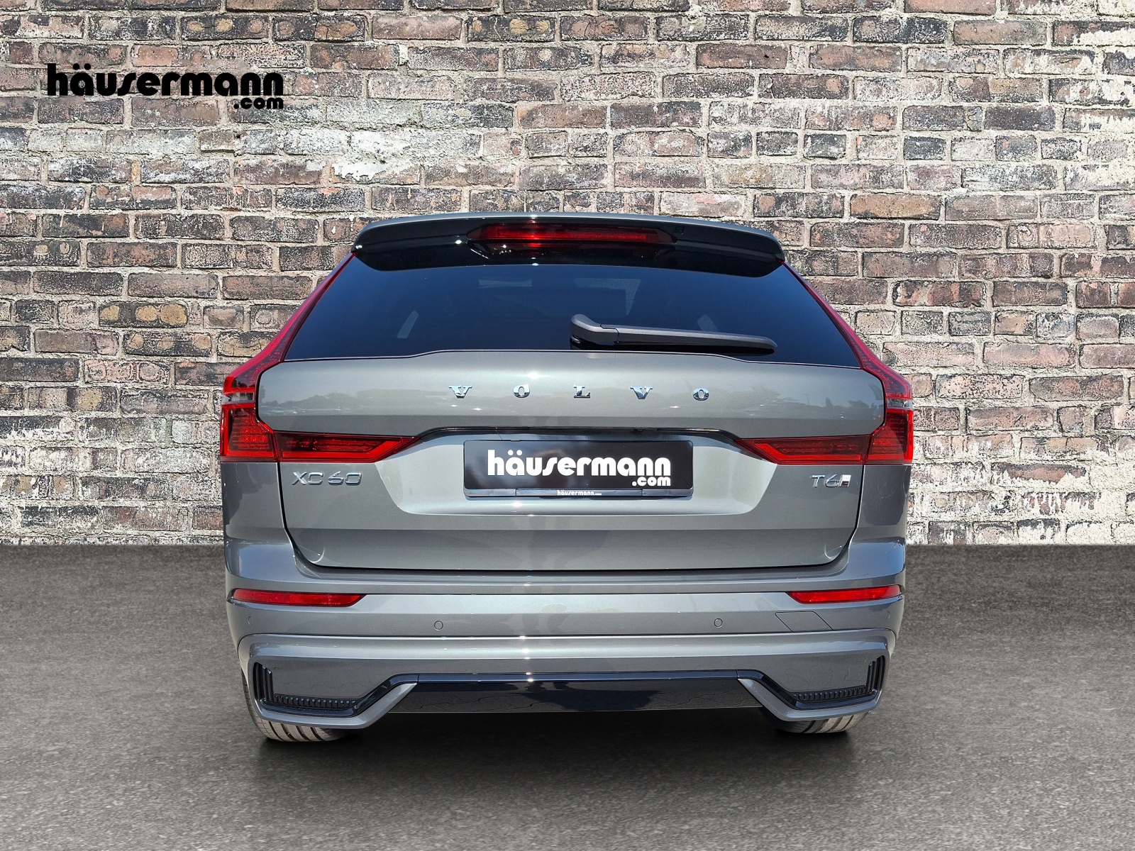 VOLVO XC60 2.0 T6 TE Ultra Dark eAWD-image-4