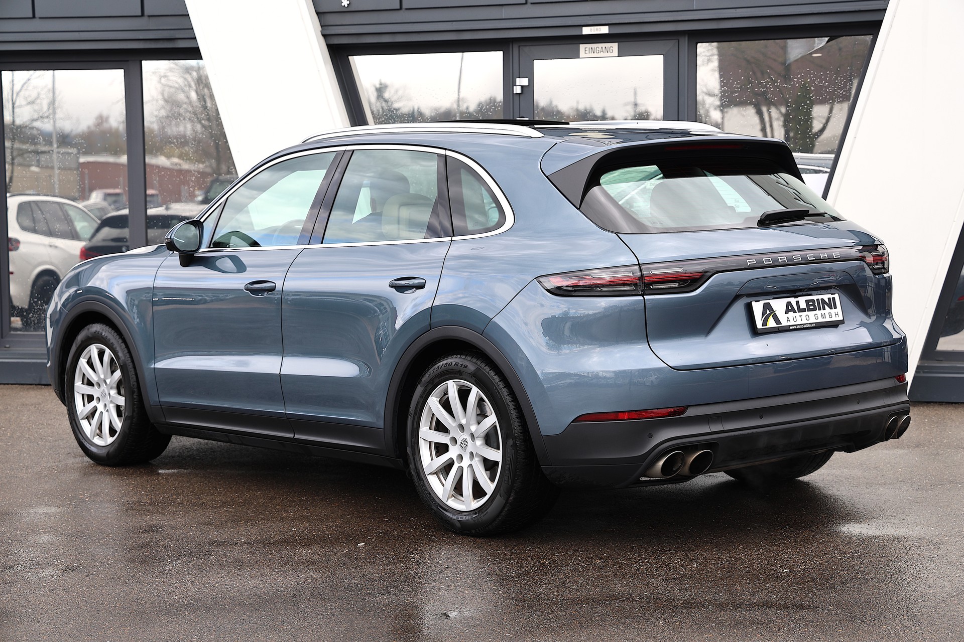PORSCHE Cayenne S-image-5