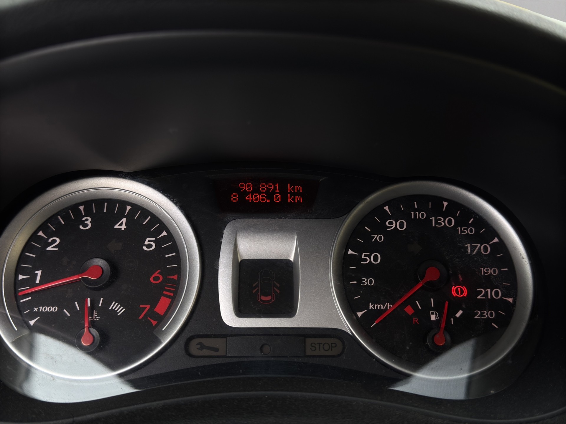RENAULT Clio Grandtour 1.2 16V Turbo Dynamique-image-9