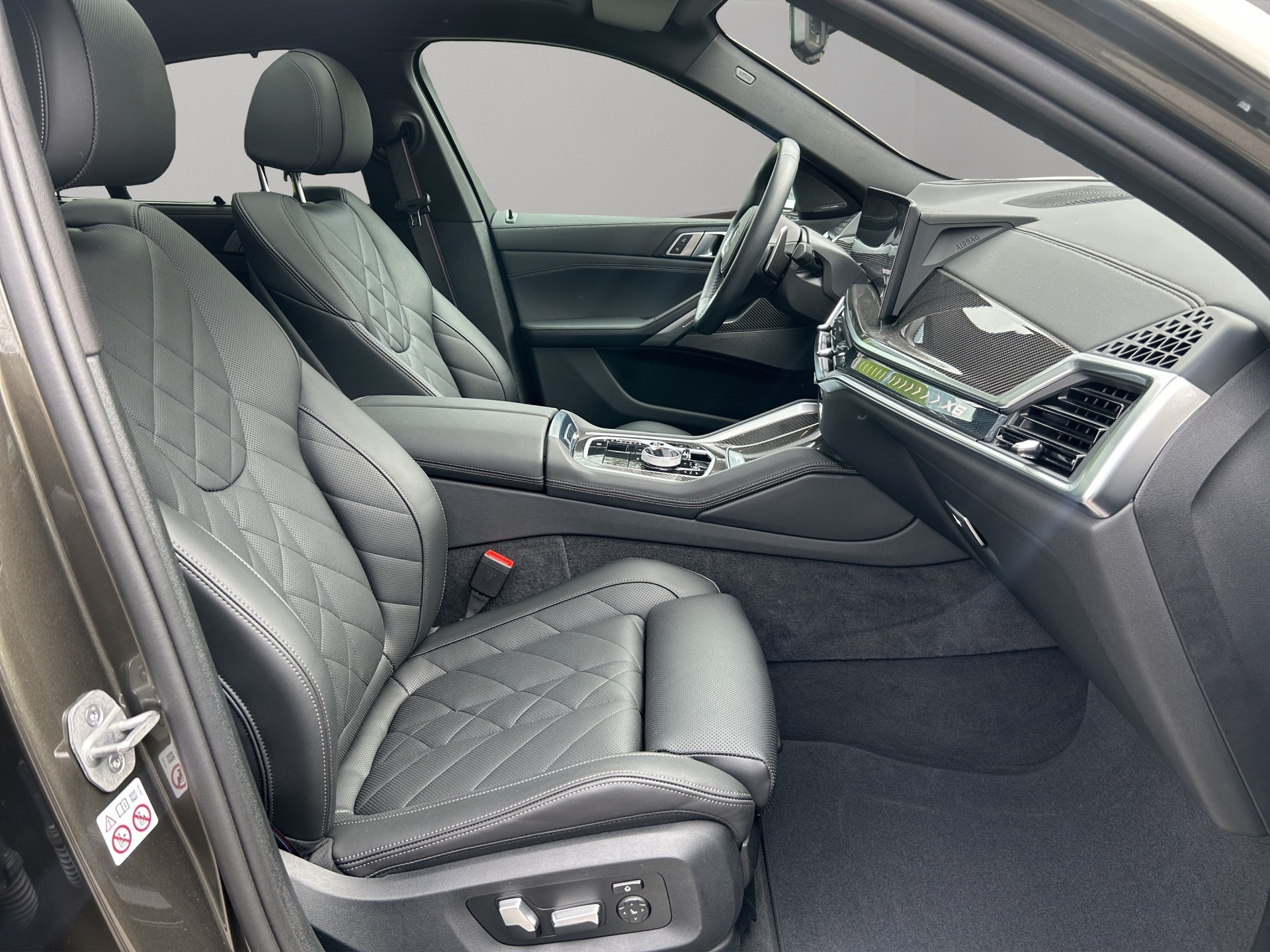 BMW X6 xDrive 48V 40d M Sport Pro Steptronic-image-17