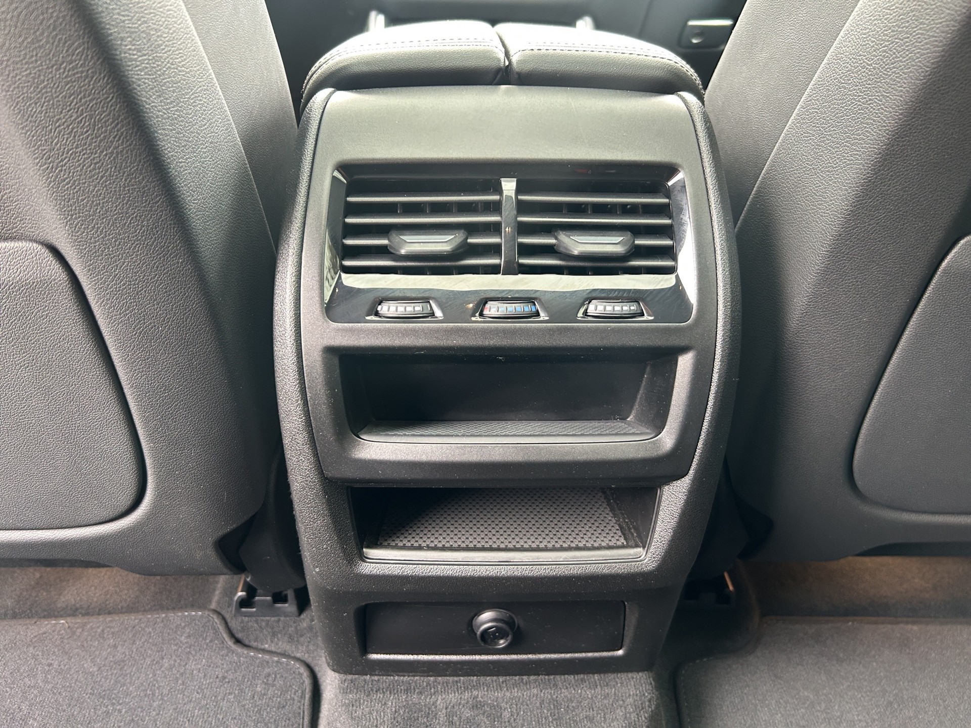 BMW X6 xDrive 48V 40d M Sport Pro Steptronic-image-14