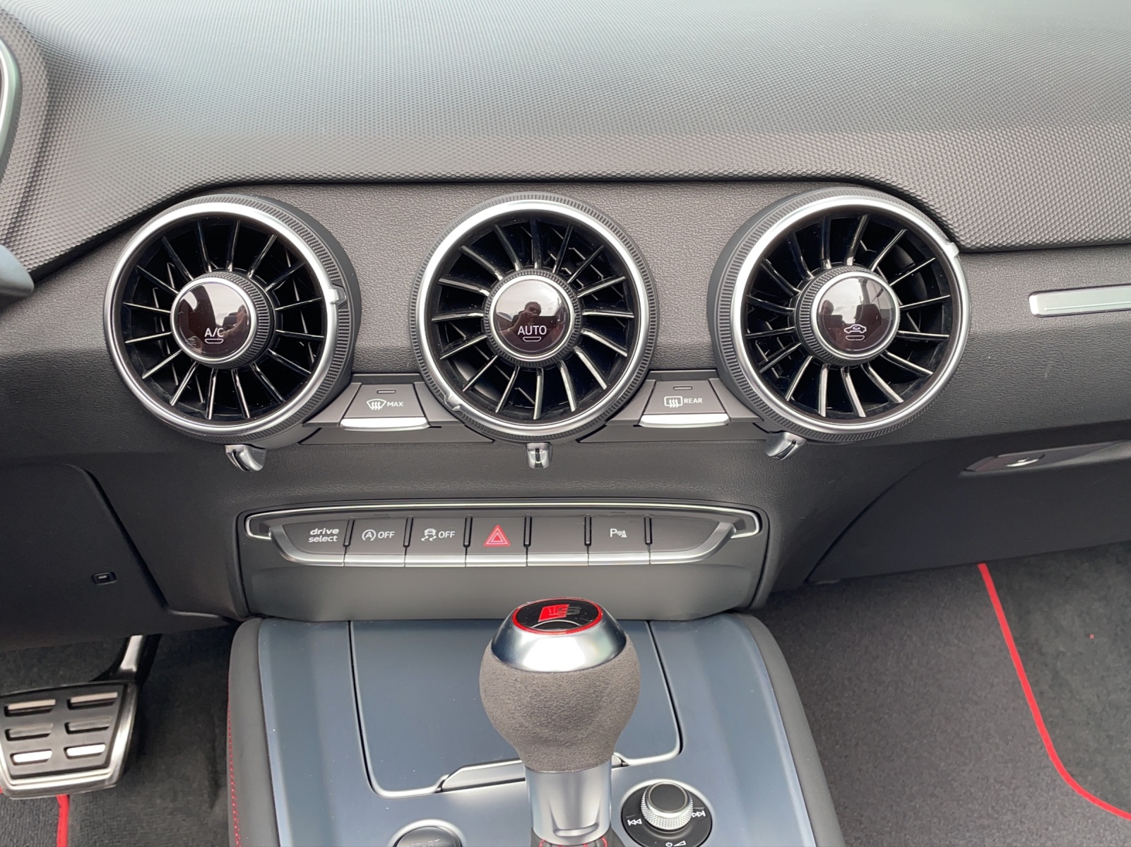 AUDI TT Roadster 45 TFSI S-tronic-image-9
