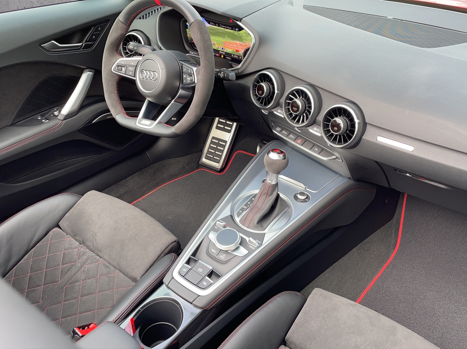 AUDI TT Roadster 45 TFSI S-tronic-image-11