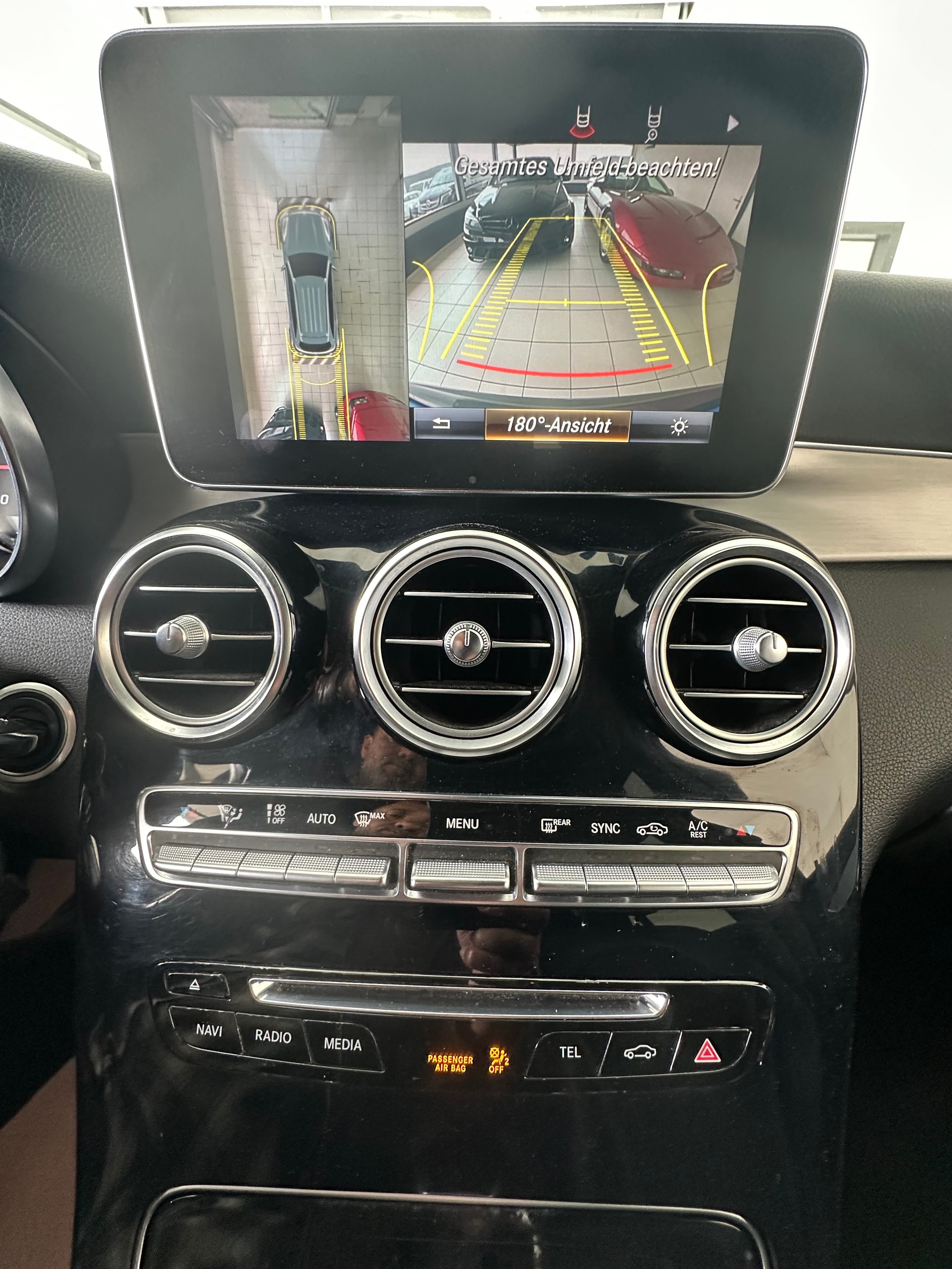 MERCEDES-BENZ GLC 250 d Exclusive 4Matic 9G-Tronic-image-12