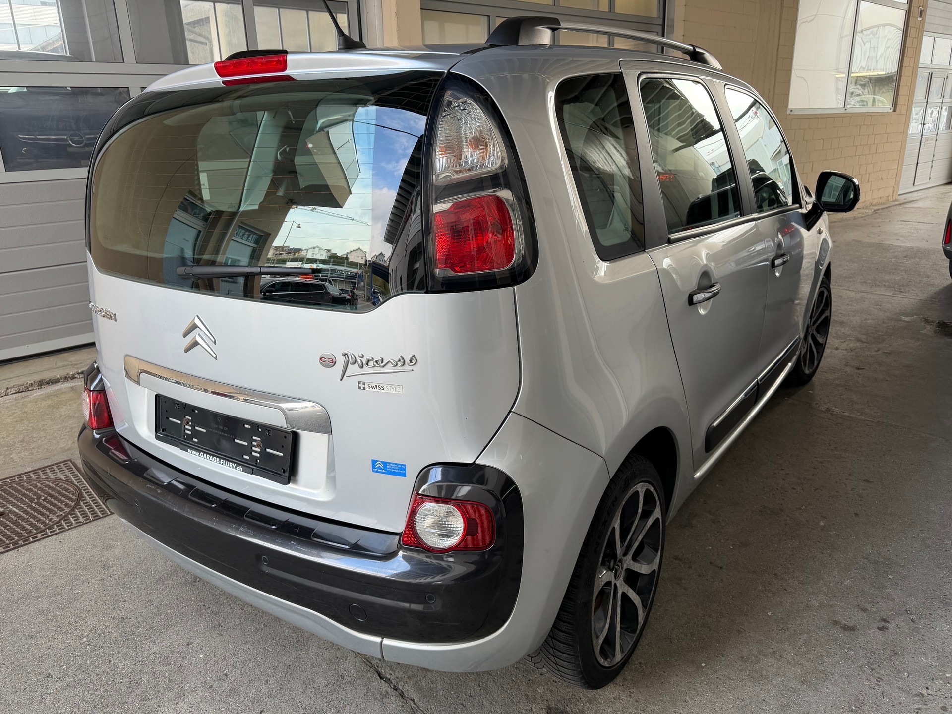 CITROEN C3 Picasso 1.6i 16V Séduction-image-4