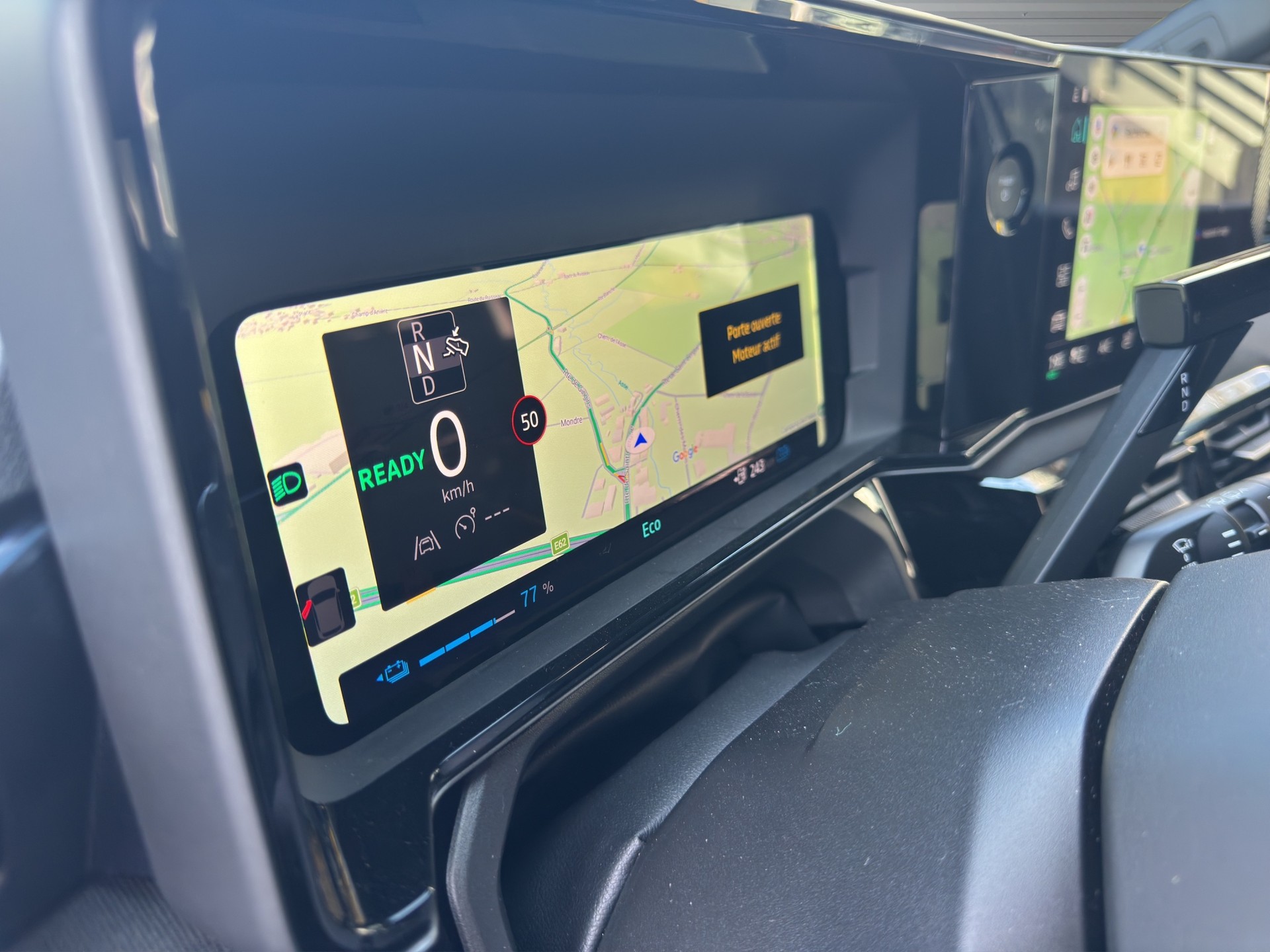 NISSAN Micra 52kWh Advance-image-10