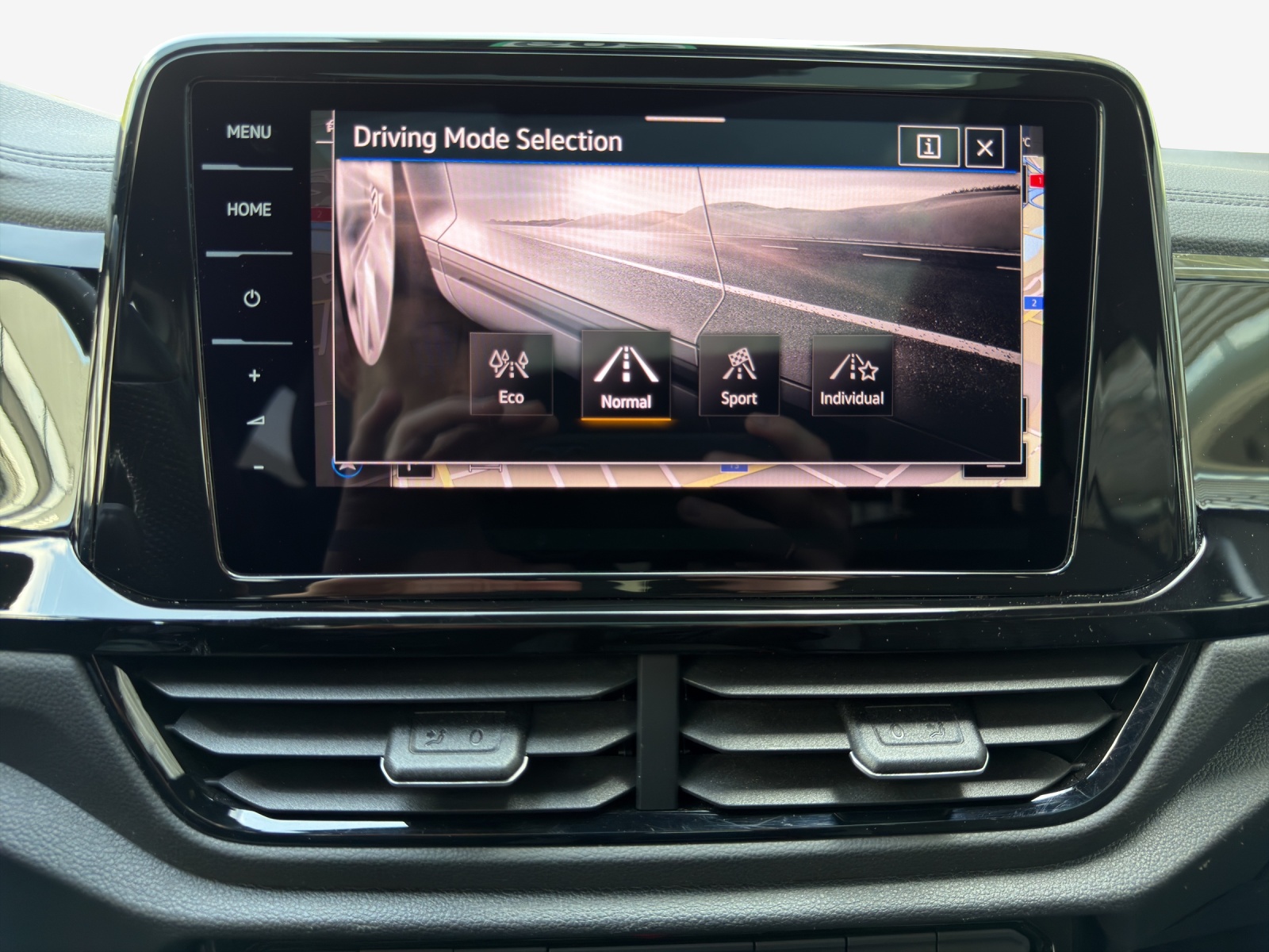 VW T-Roc 2.0 TSI R-Line DSG 4Motion-image-14