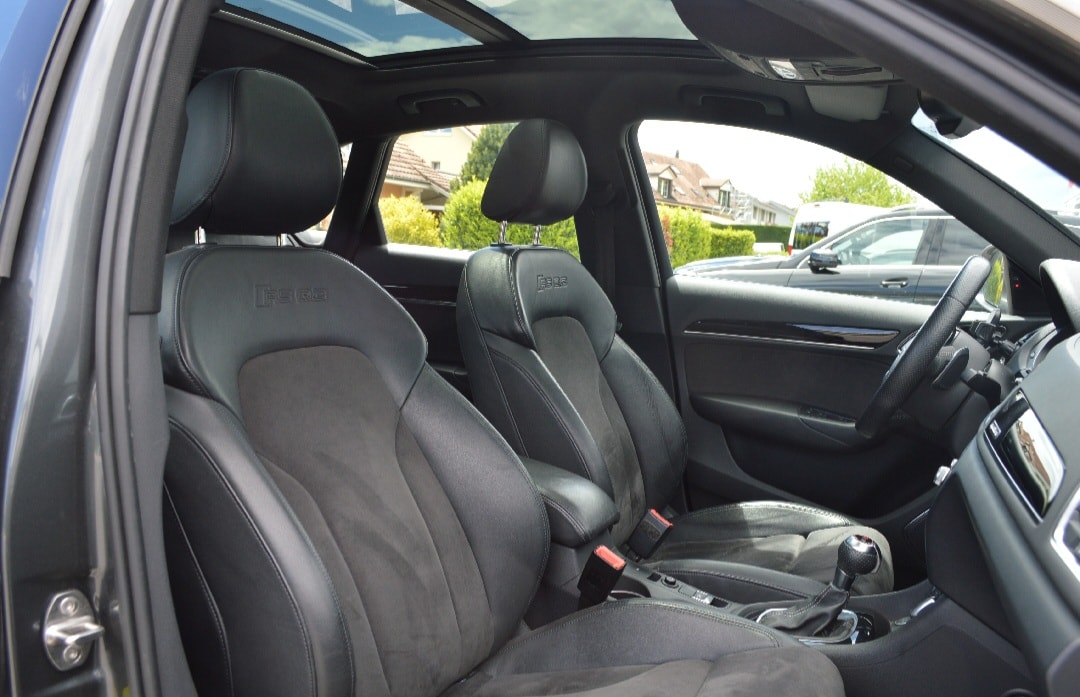 AUDI RS Q3 2.5 TFSI quattro S-tronic-image-8