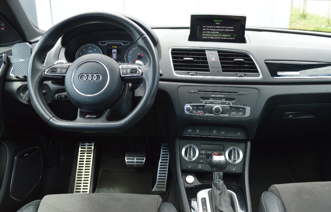 AUDI RS Q3 2.5 TFSI quattro S-tronic-image-12