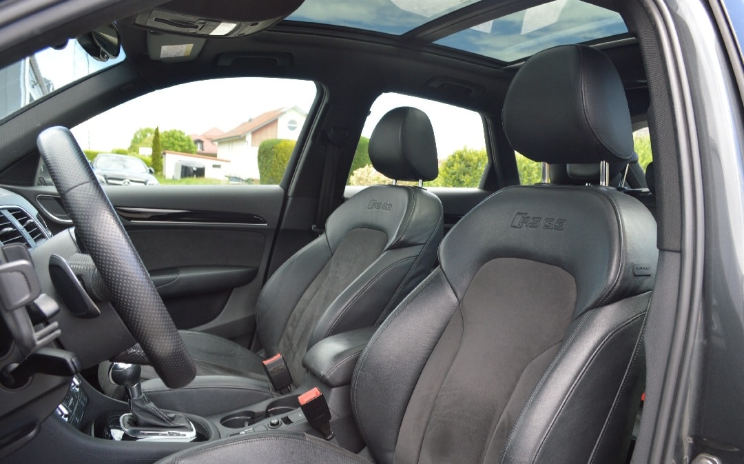 AUDI RS Q3 2.5 TFSI quattro S-tronic-image-15