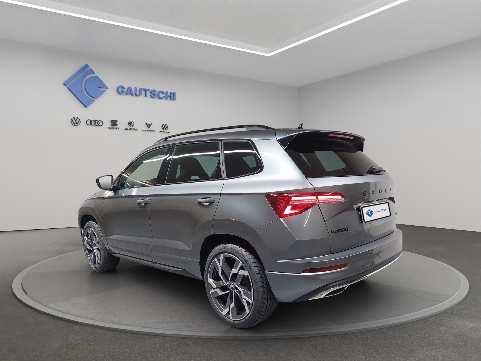 SKODA Karoq 2.0 TSI SportLine 4x4 DSG-image-2