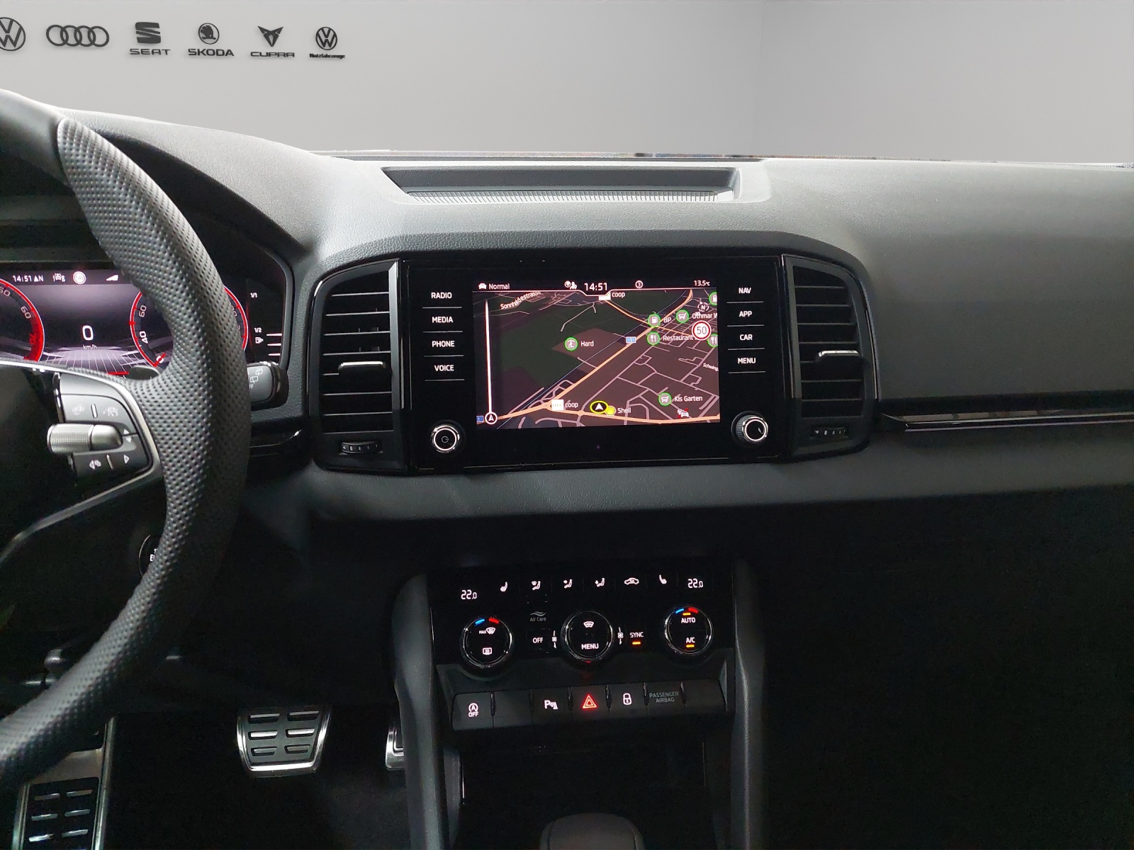 SKODA Karoq 2.0 TSI SportLine 4x4 DSG-image-7