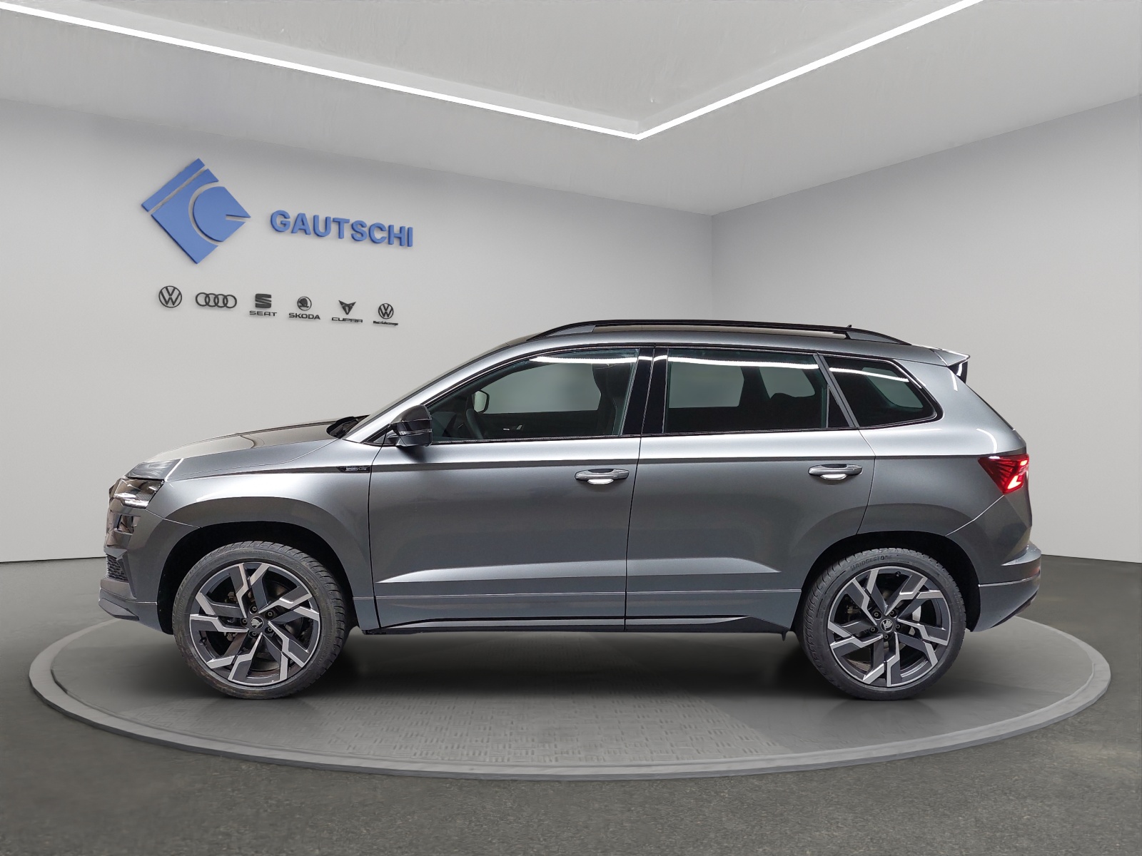 SKODA Karoq 2.0 TSI SportLine 4x4 DSG-image-1