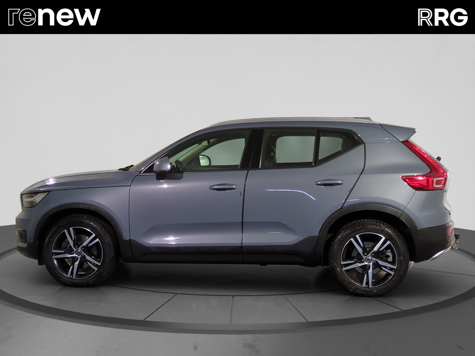 VOLVO XC40 T4 AWD Momentum Geartronic-image-5