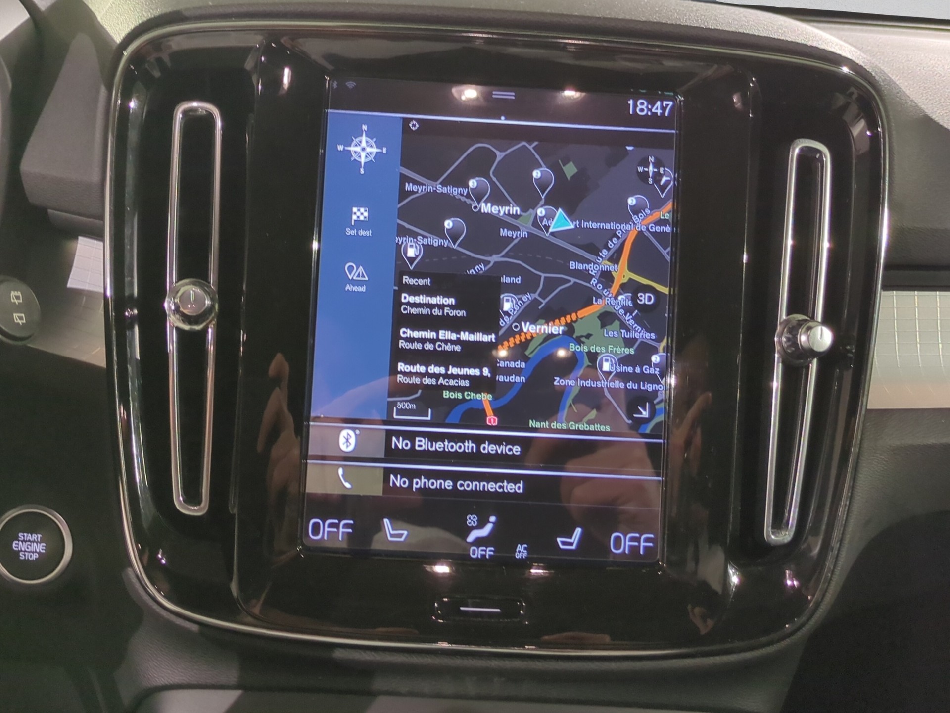VOLVO XC40 T4 AWD Momentum Geartronic-image-12