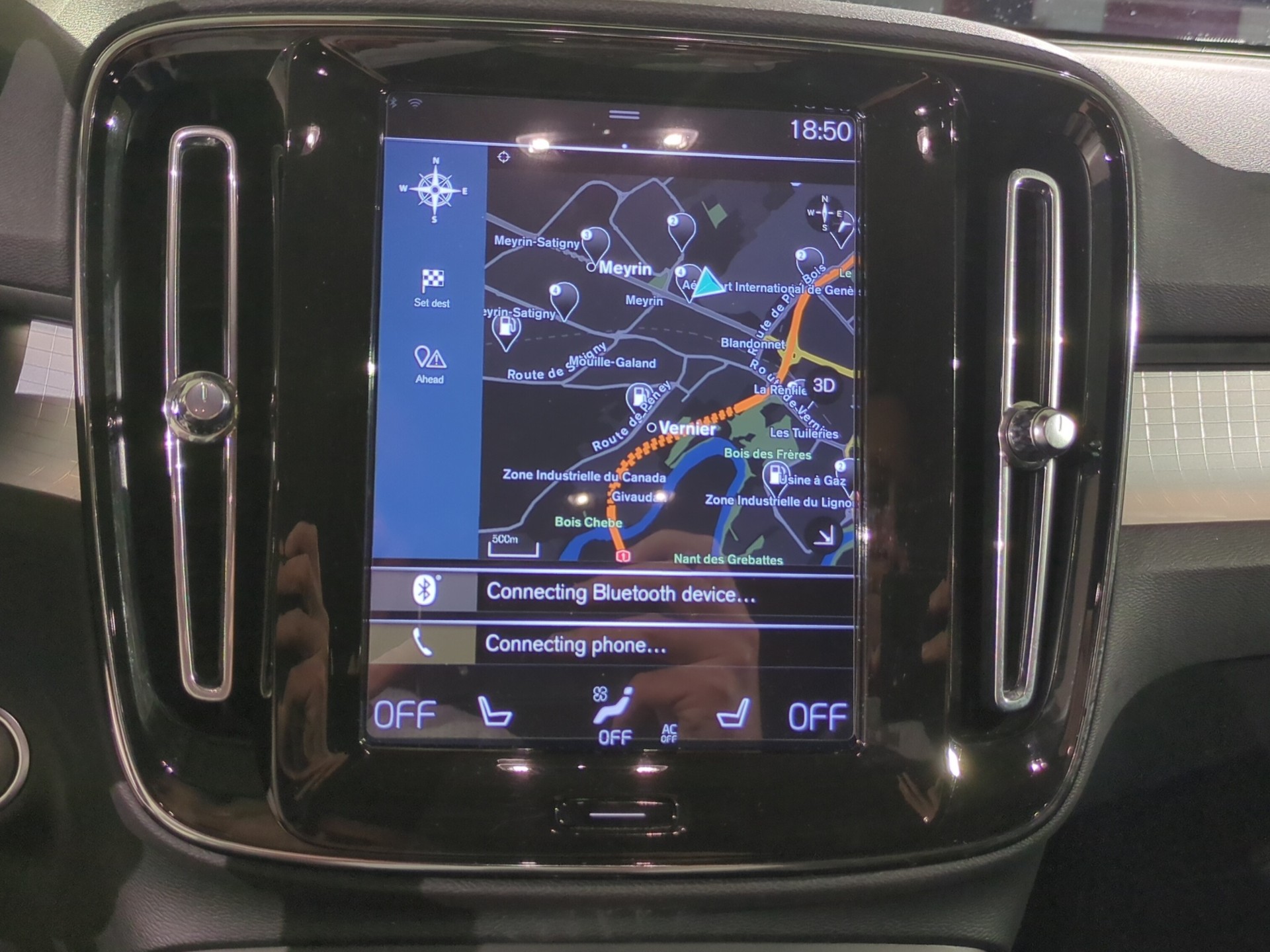 VOLVO XC40 T4 AWD Momentum Geartronic-image-21