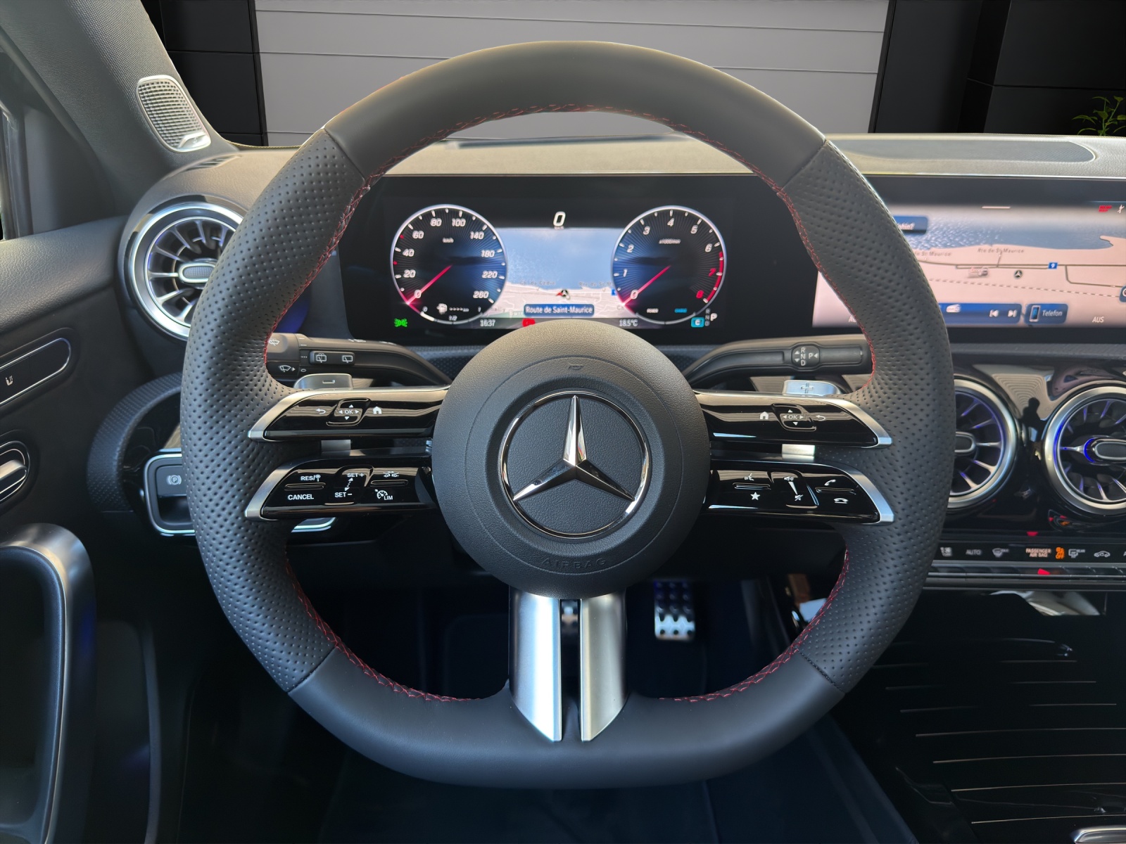 Image MERCEDES-BENZ A-220 A 220 4Matic 8G-DCT