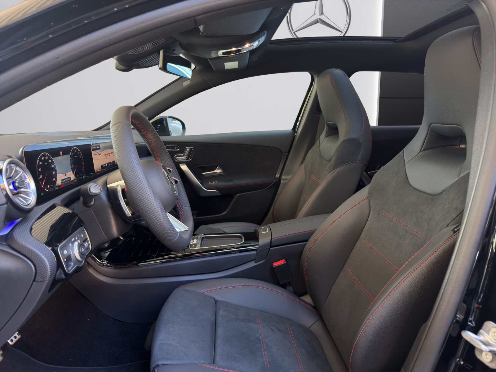 Image MERCEDES-BENZ A-220 A 220 4Matic 8G-DCT