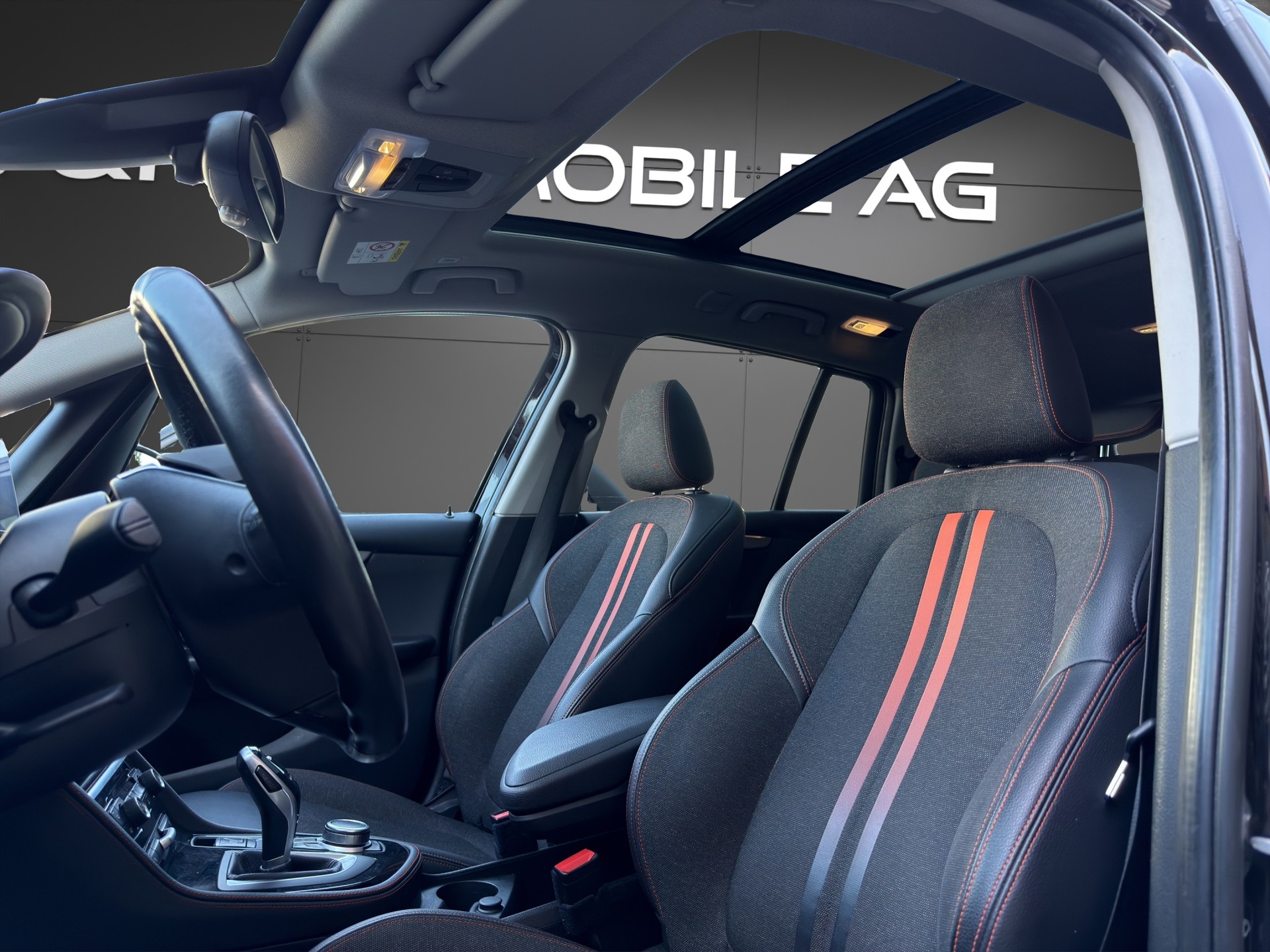 BMW 216d Gran Tourer DKG Luxury Line-image-21