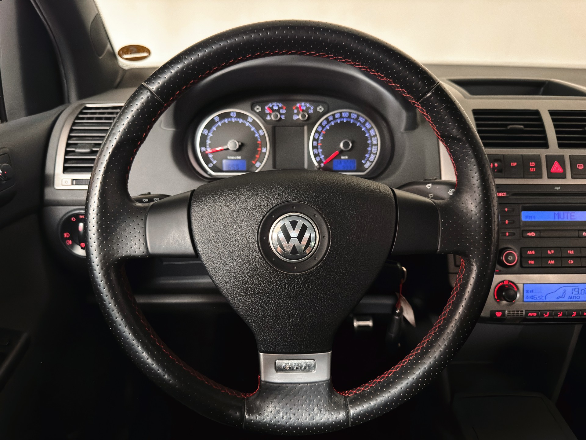 VW Polo 1.8 20V Turbo GTI-image-19