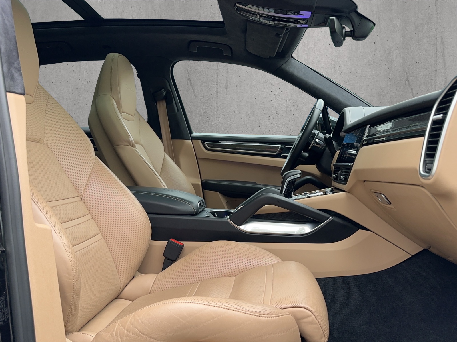 PORSCHE Cayenne Turbo-image-13