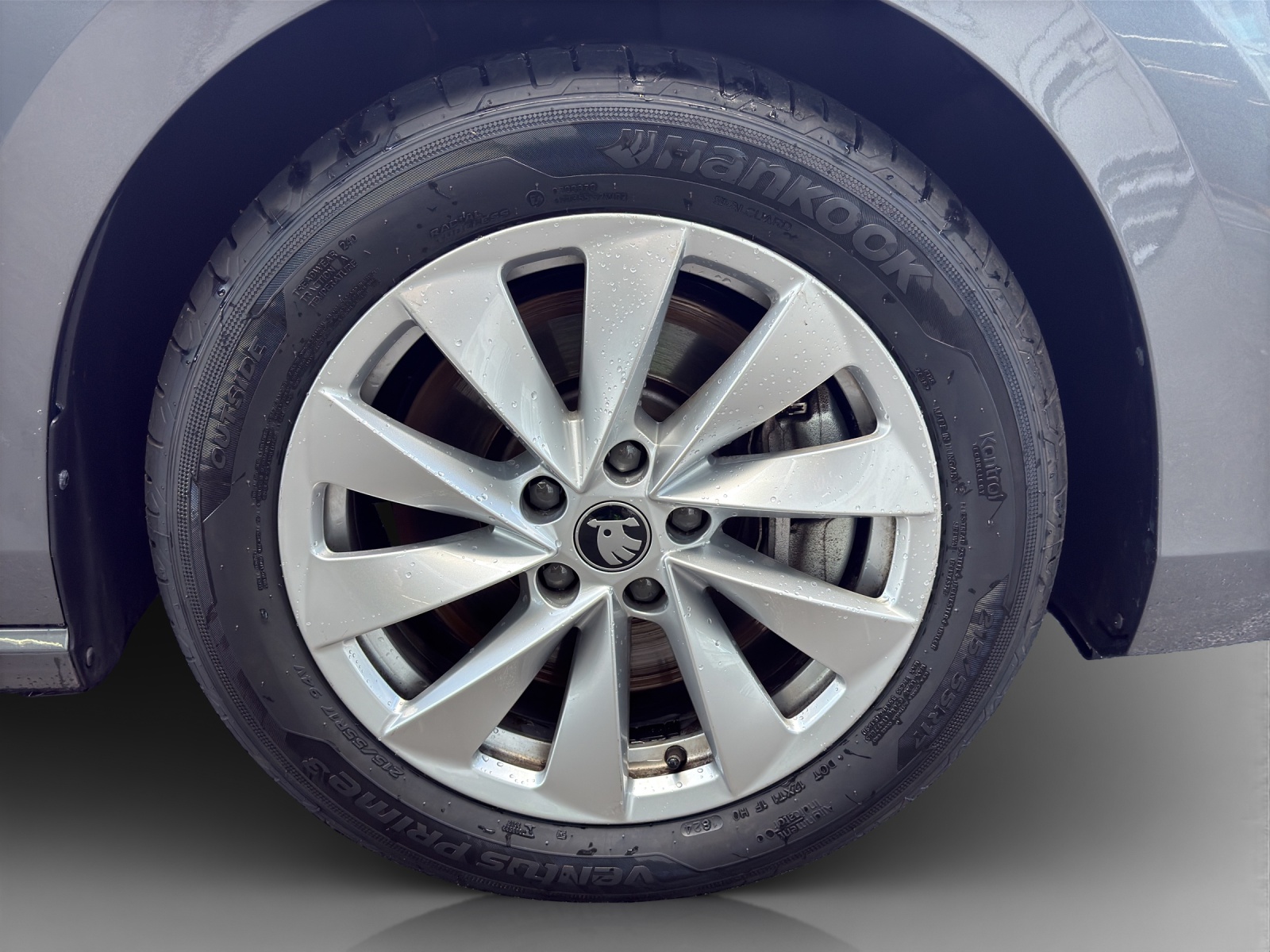 SKODA Superb Combi 2.0 TDi Selection 4x4 DSG-image-13