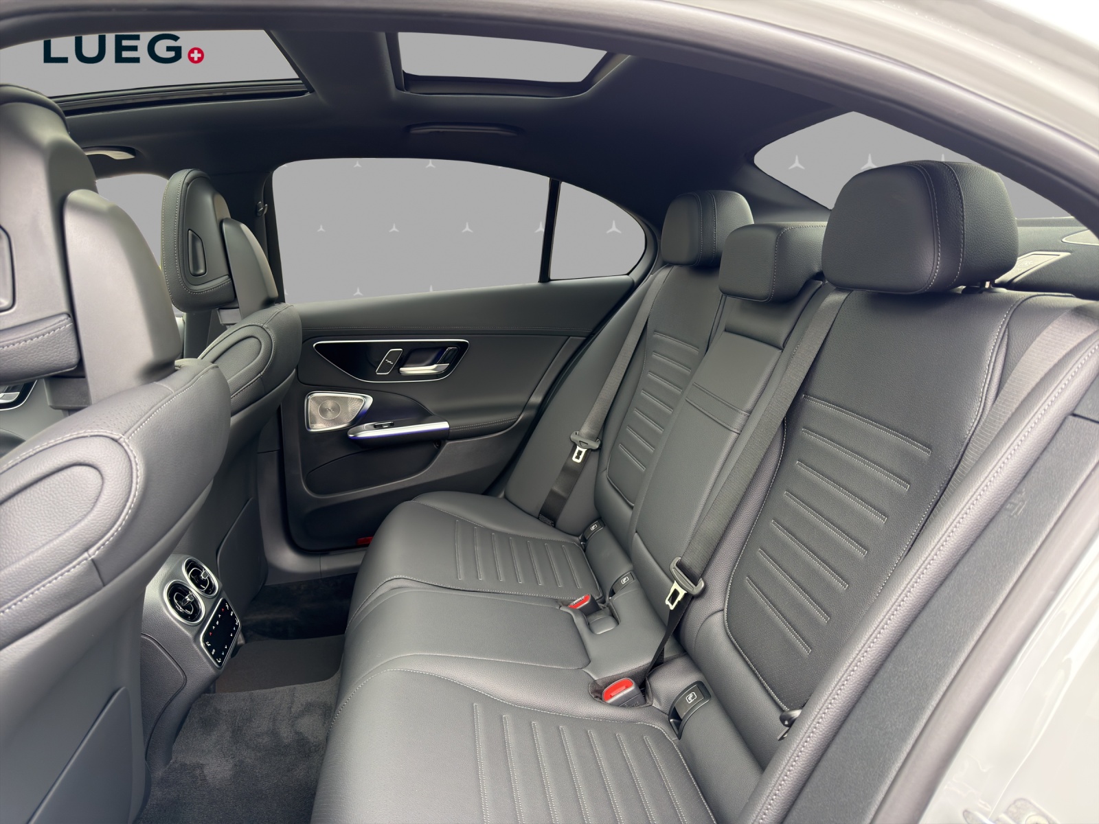 MERCEDES-BENZ C 220 d 4 Matic Swiss Star-image-13