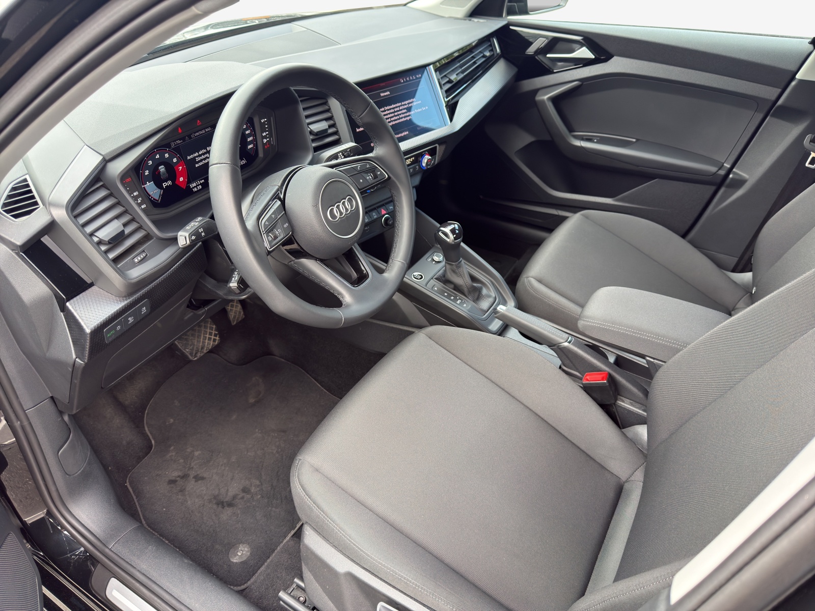 AUDI A1 Sportback 30 TFSI S Line Attraction S-tronic-image-7