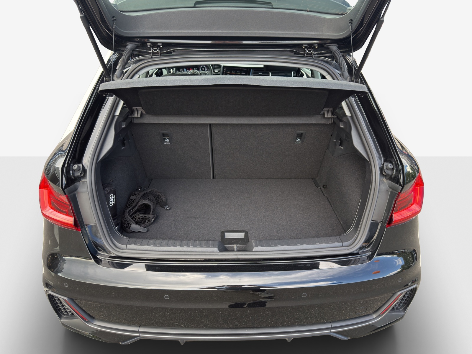 AUDI A1 Sportback 30 TFSI S Line Attraction S-tronic-image-12