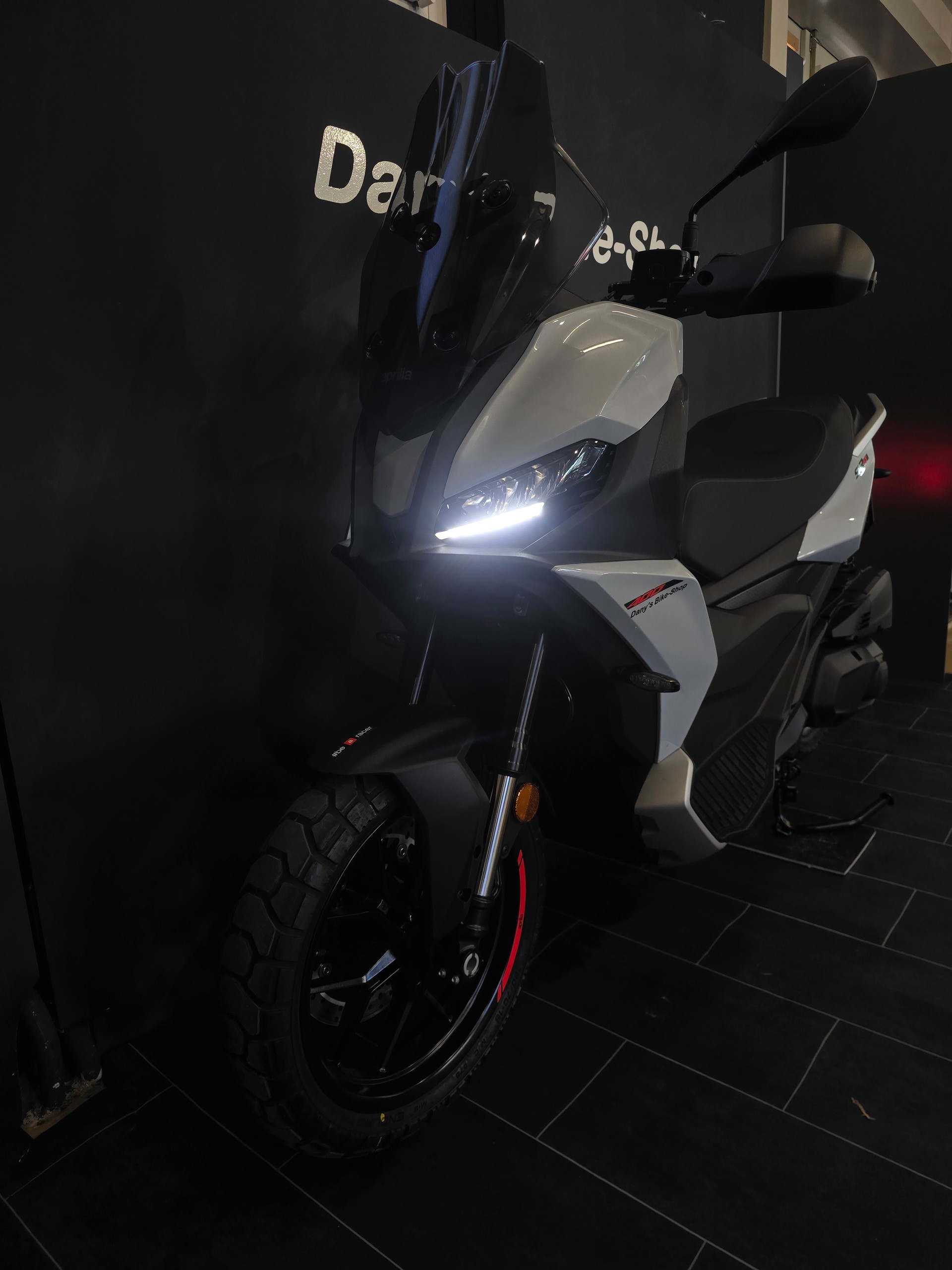APRILIA SR GT 400 (4 Jahre Garantie)-image-6