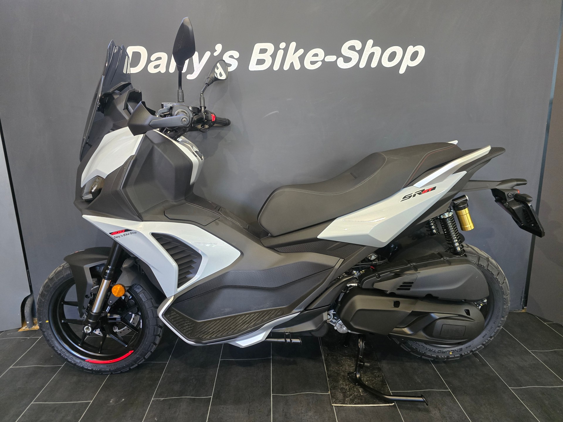 APRILIA SR GT 400 (4 Jahre Garantie)-showroom-element-2