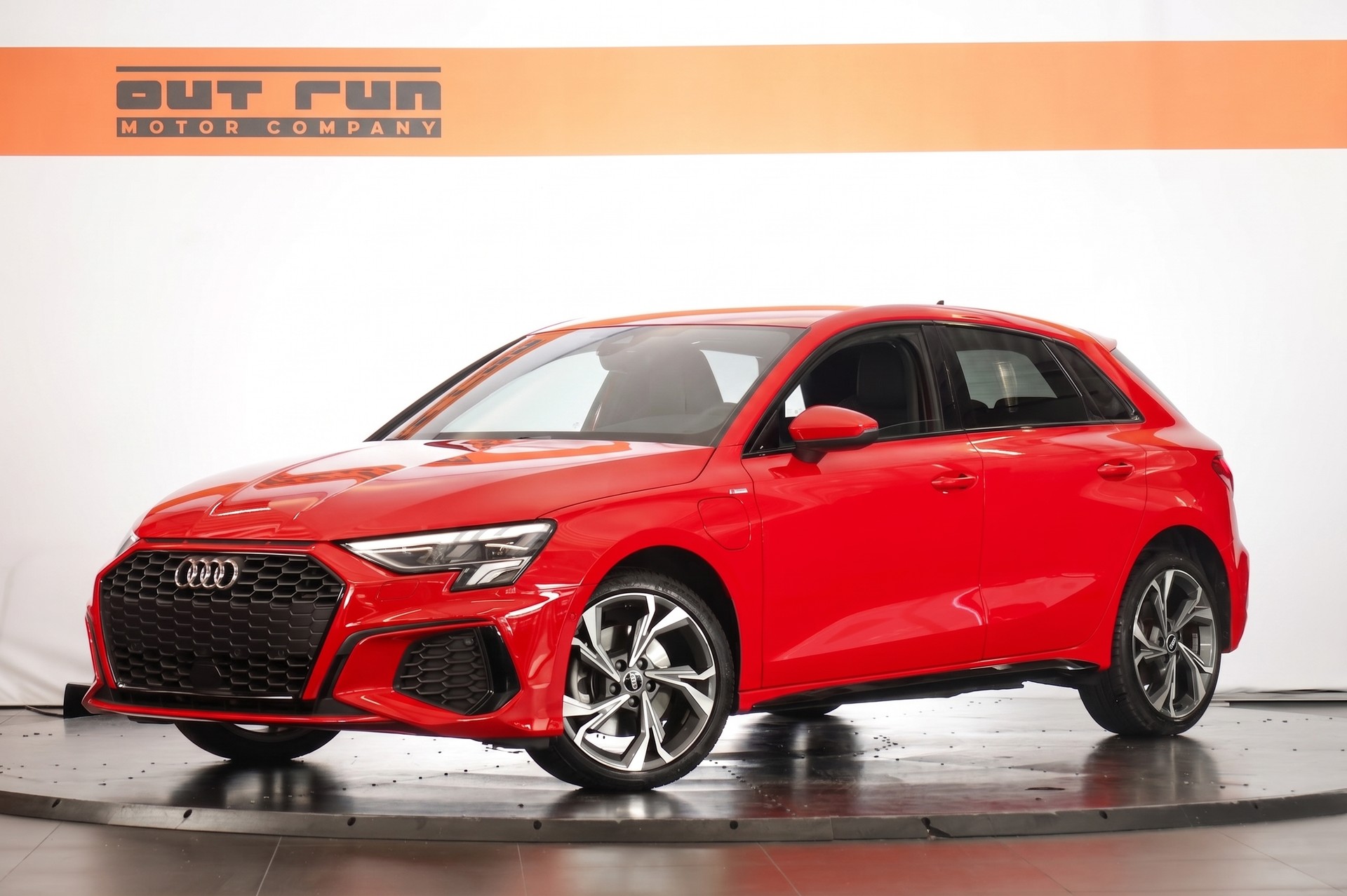 AUDI A3 Sportback 40 TFSI e S line S-tronic-image-8