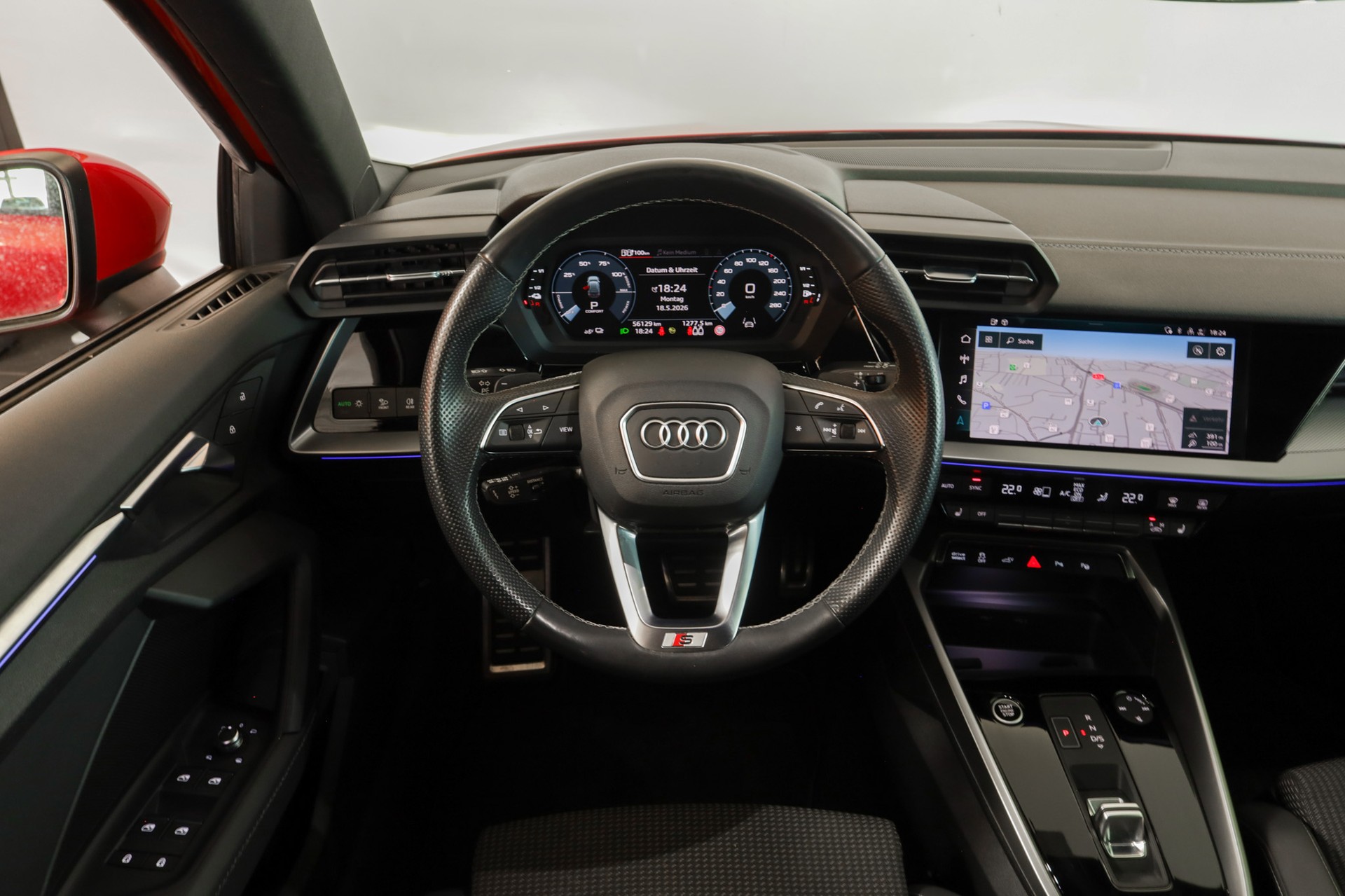 AUDI A3 Sportback 40 TFSI e S line S-tronic-image-11