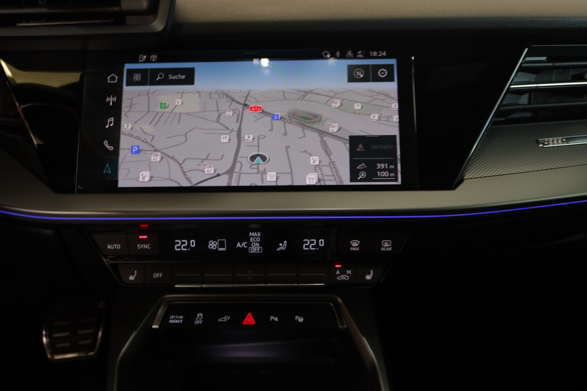 AUDI A3 Sportback 40 TFSI e S line S-tronic-image-13