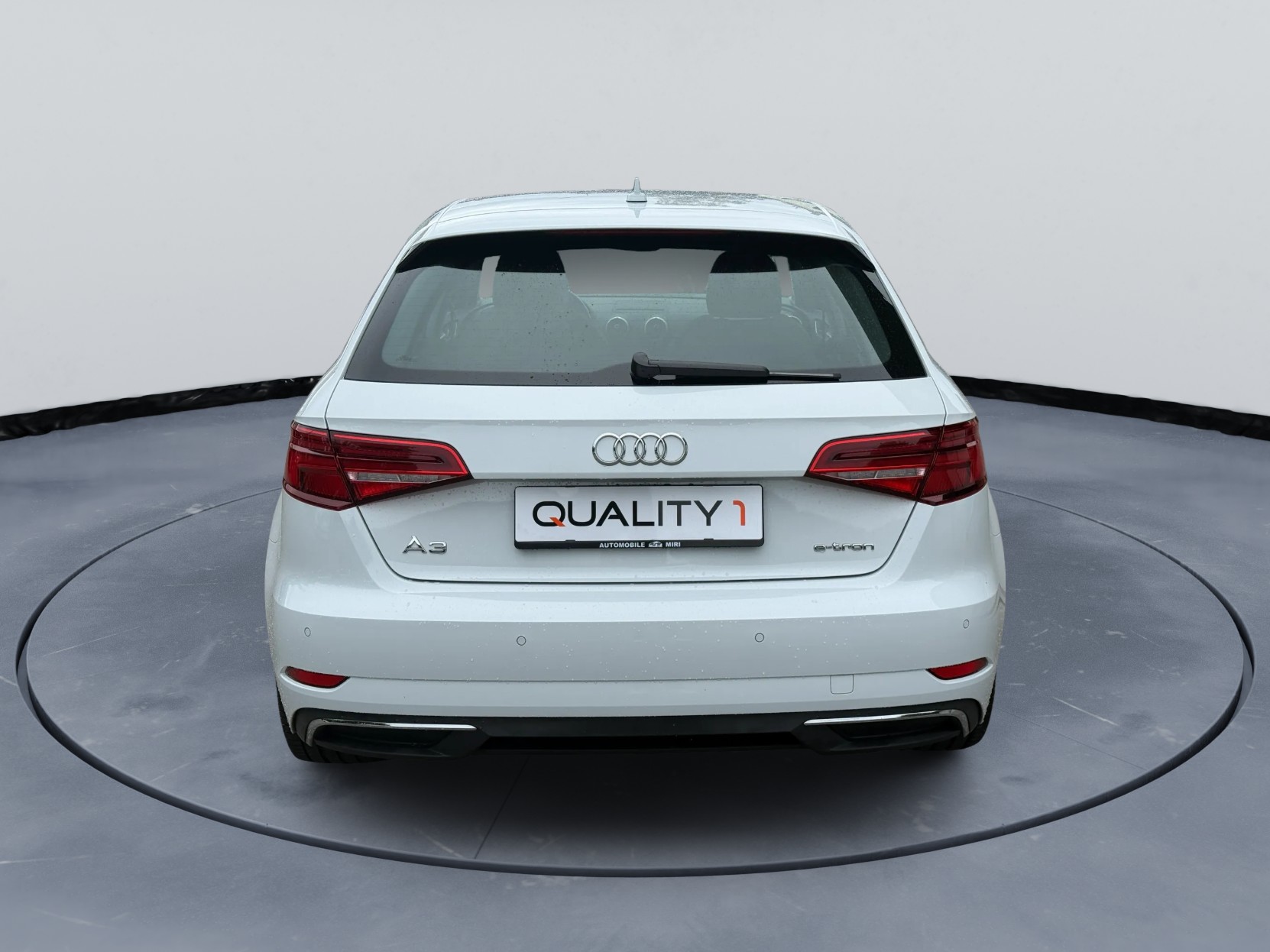AUDI A3 Sportback 1.4 e-tron Sport S-tronic-image-5
