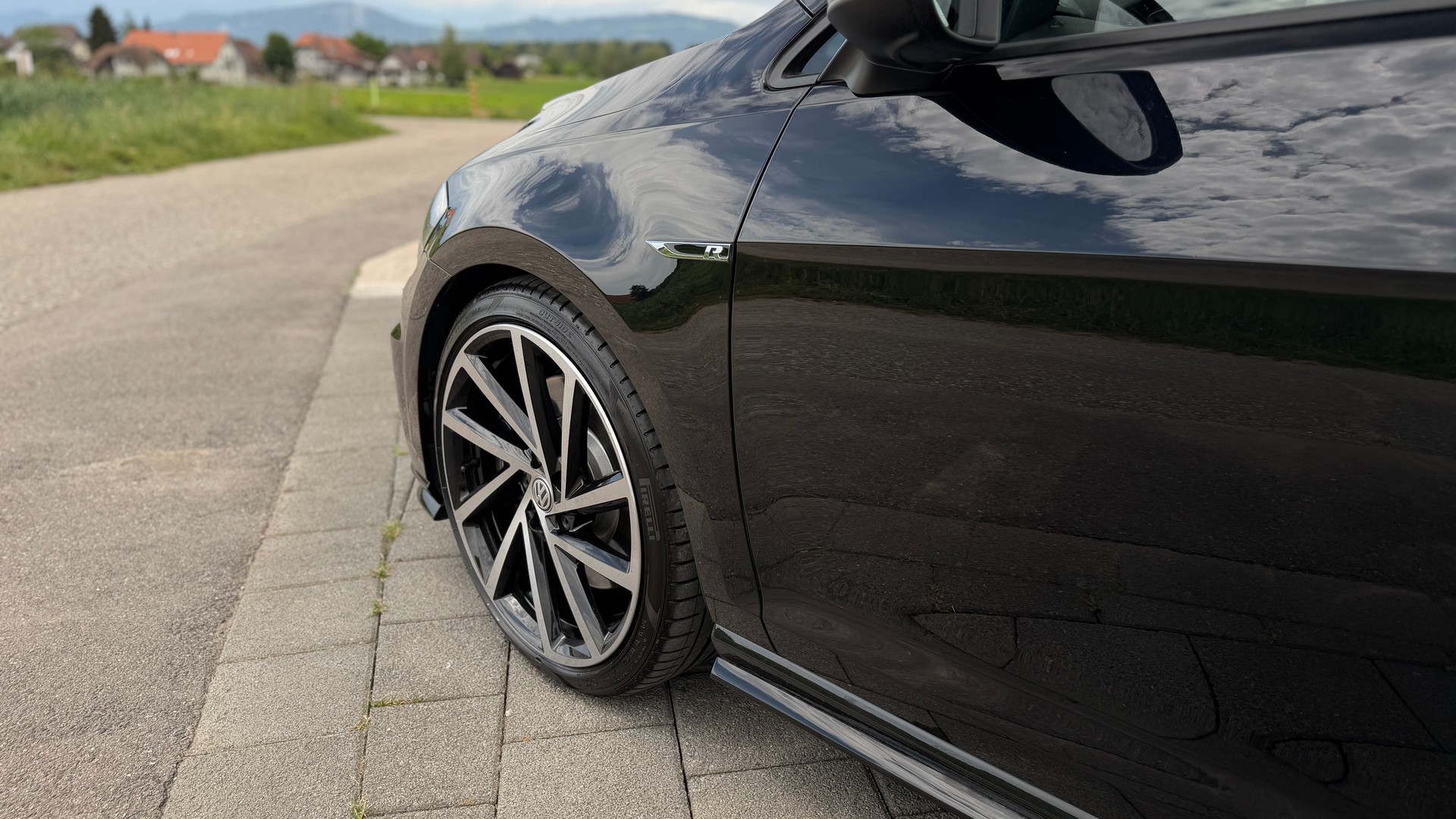 VW Golf 2.0 TSI R 4Motion DSG / Faclift Ohne OPF! 1. Hand / Frisch ab MFK-image-2