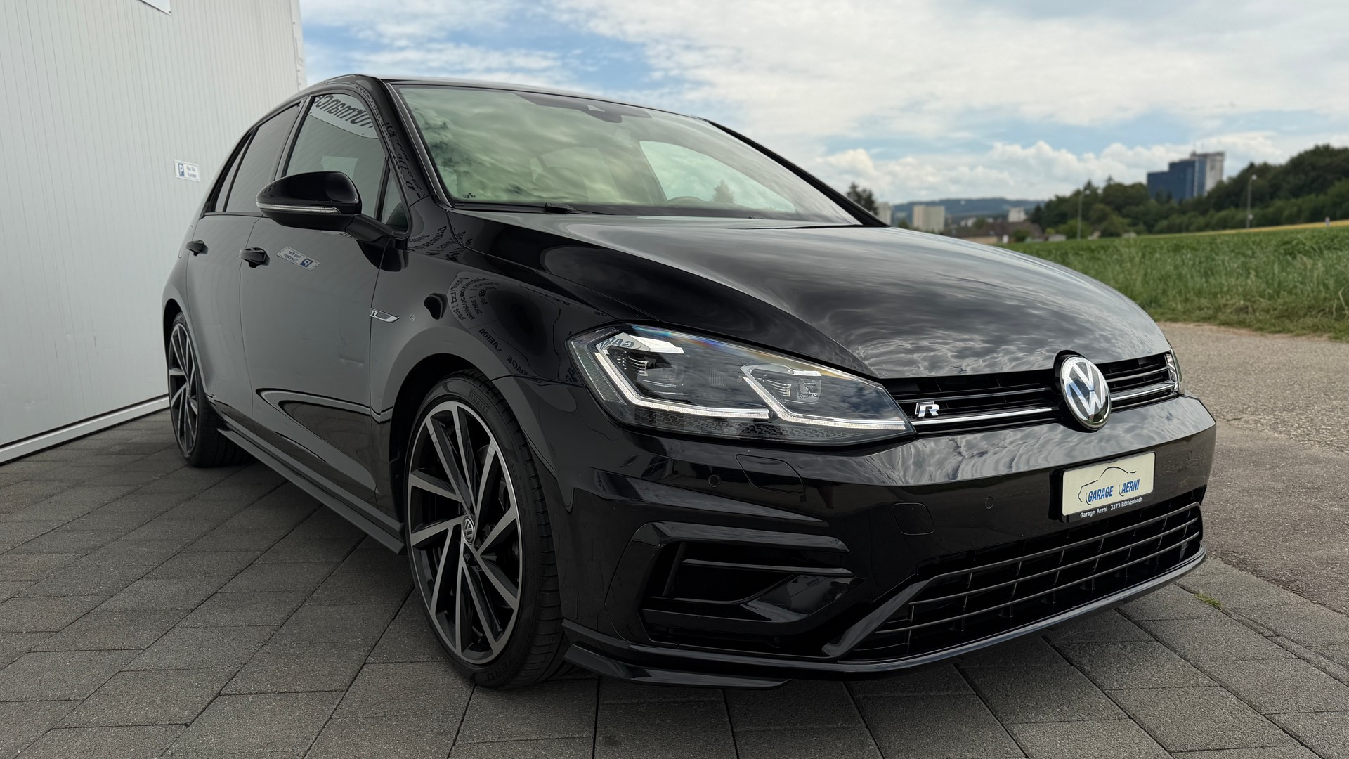 VW Golf 2.0 TSI R 4Motion DSG / Faclift Ohne OPF! 1. Hand / Frisch ab MFK-image-1
