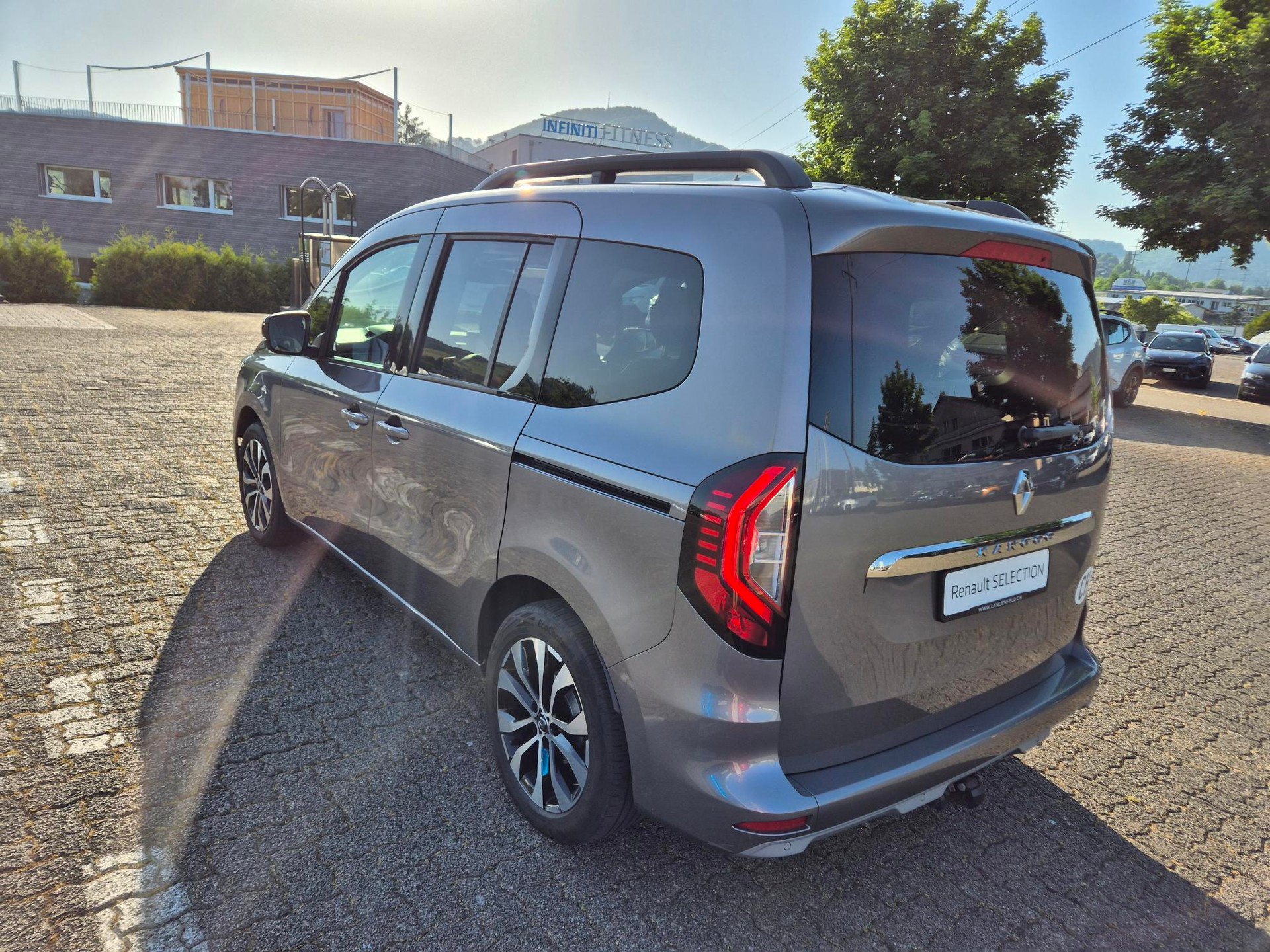 RENAULT Kangoo Kombi 1.3 TCe 130 Intens-image-2