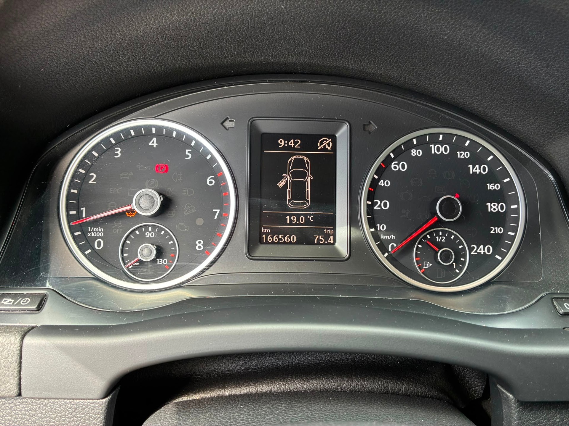 VW Tiguan 1.4 TSI BlueMotion Trend&Fun 4x2-image-8