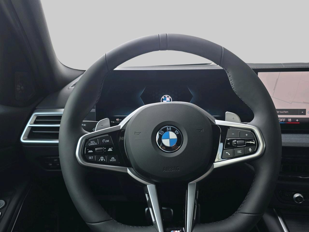 BMW 330d xDrive-image-13