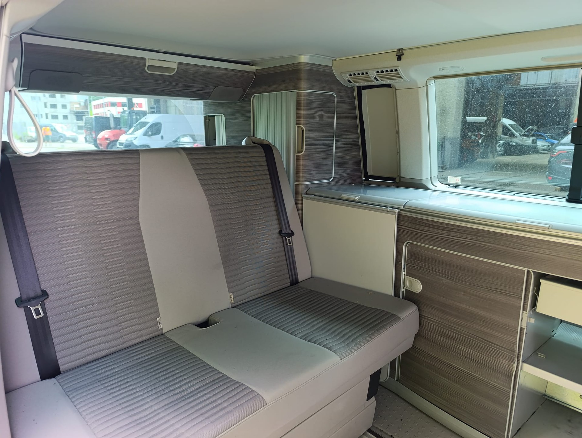 VW T6 California 2.0 TDI Ocean GREY 4Motion-image-8