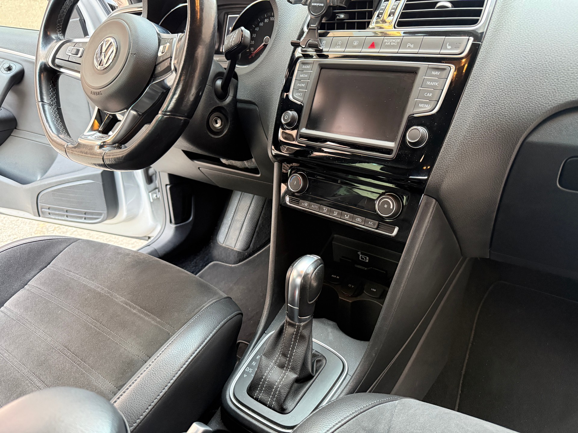 VW Polo 1.4 TSI ACT BlueGT DSG-image-12