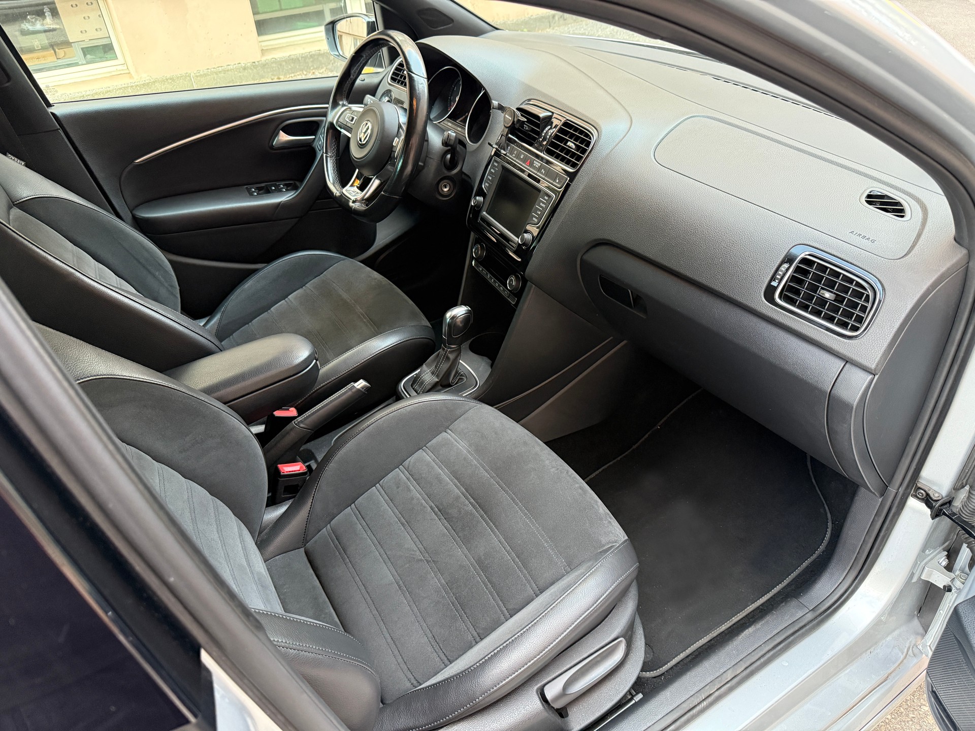 VW Polo 1.4 TSI ACT BlueGT DSG-image-10